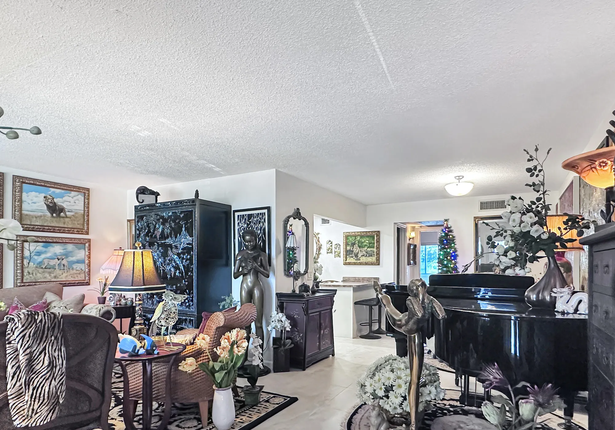 Property Slideshow image 7 of 16 | 208 wellington e unit e, West Palm Beach, FL, 33417