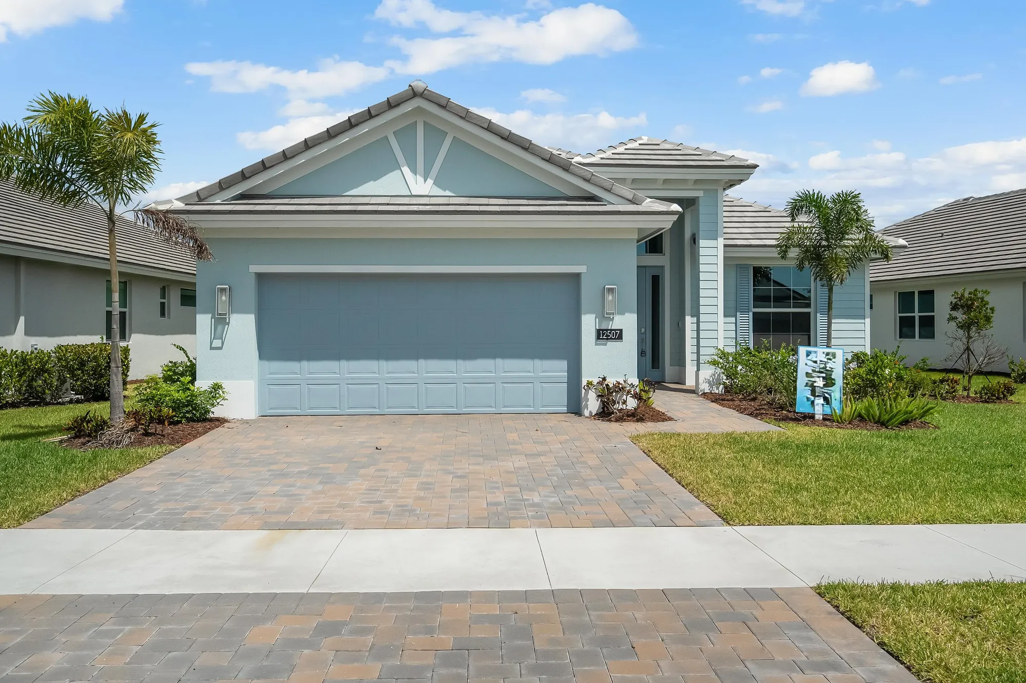 Property Slideshow image 1 of 25 | 12507 sw sunrise lake ter, Port Saint Lucie, FL, 34987