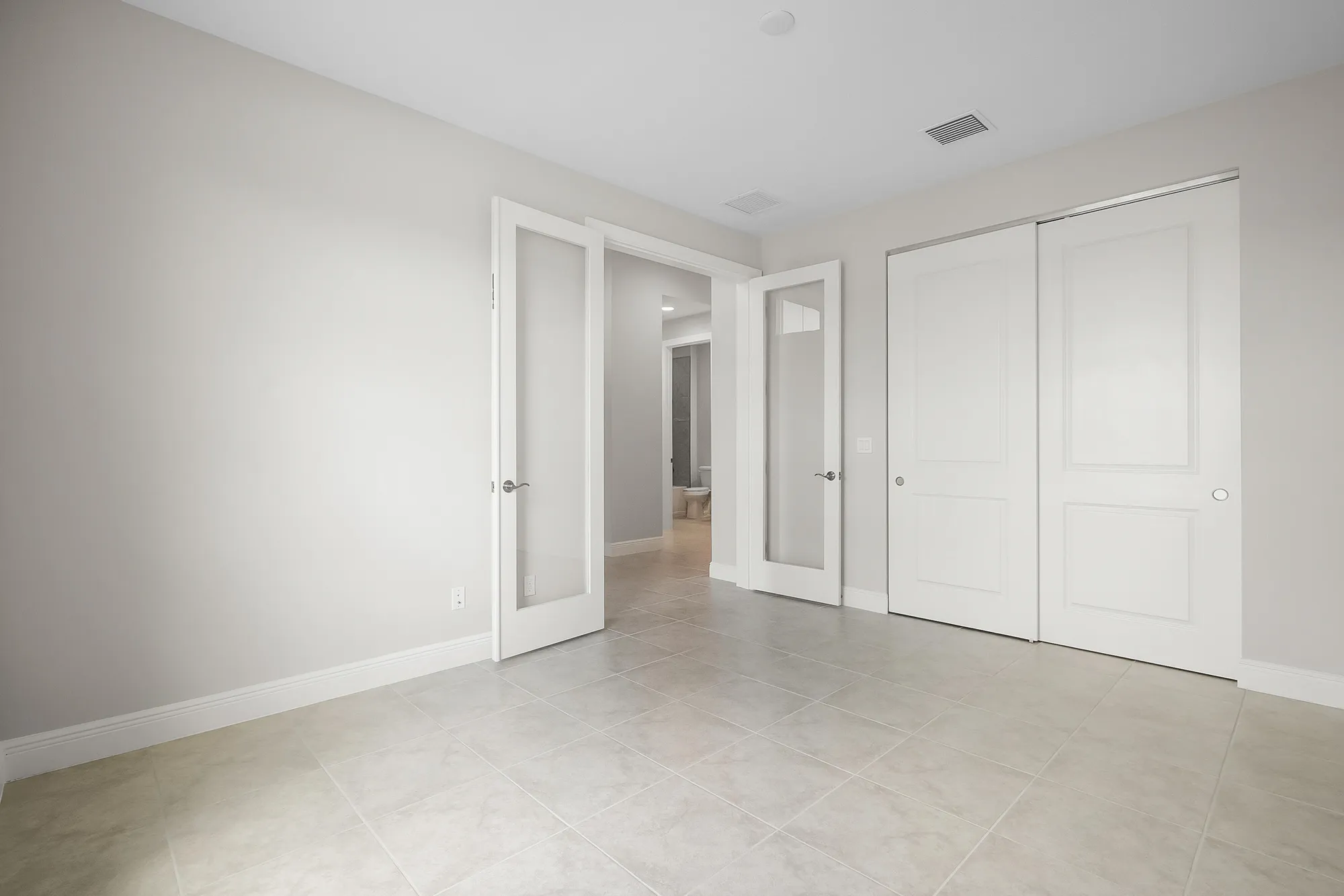 Property Slideshow image 13 of 25 | 12507 sw sunrise lake ter, Port Saint Lucie, FL, 34987