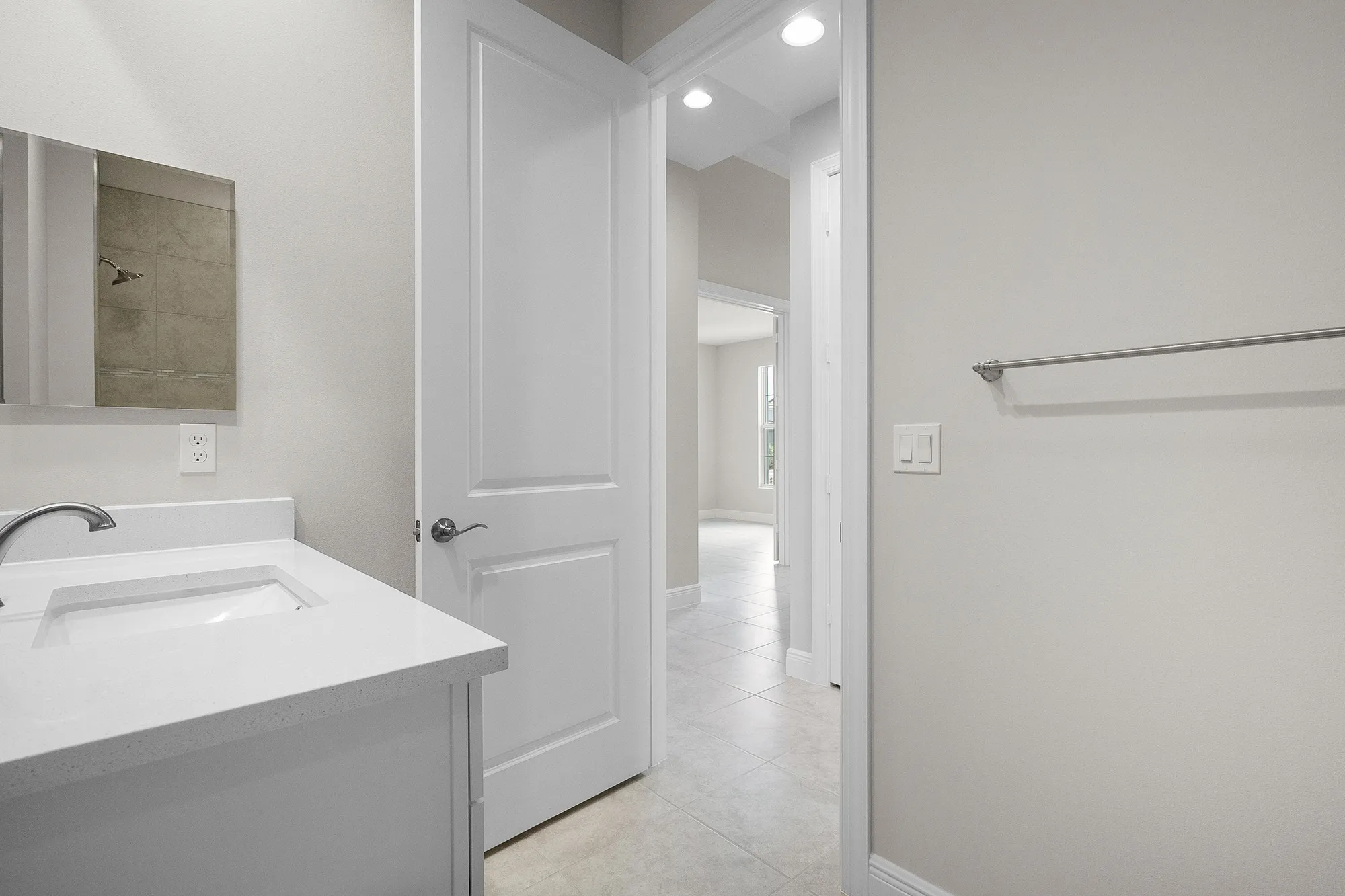 Property Slideshow image 14 of 25 | 12507 sw sunrise lake ter, Port Saint Lucie, FL, 34987