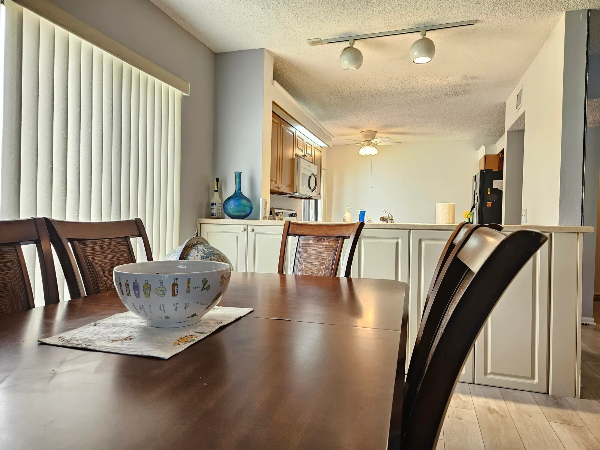 Property Slideshow image 8 of 36 | 10663 ocean palm way apt 102, Boynton Beach, FL, 33437