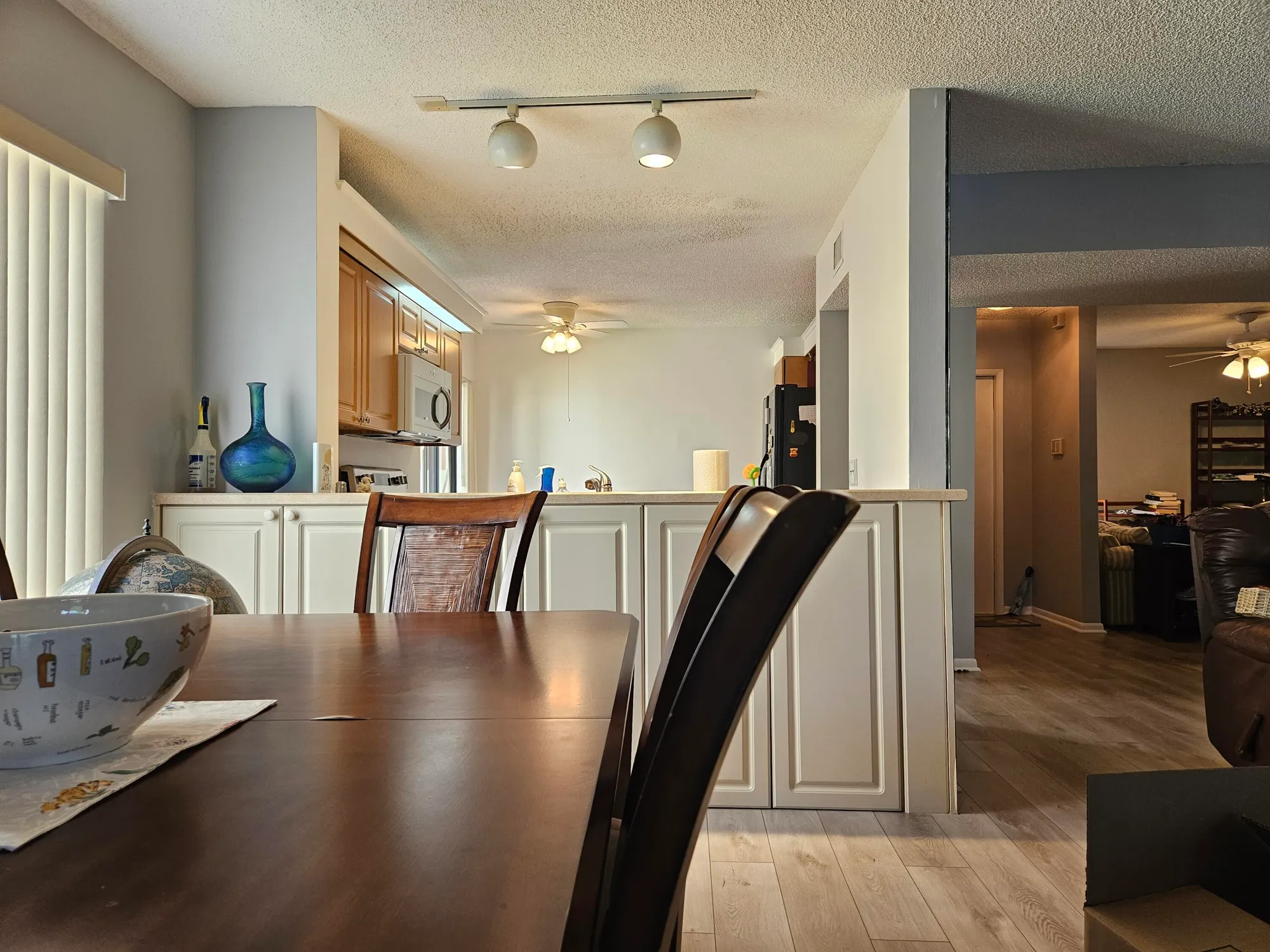 Property Slideshow image 9 of 36 | 10663 ocean palm way apt 102, Boynton Beach, FL, 33437