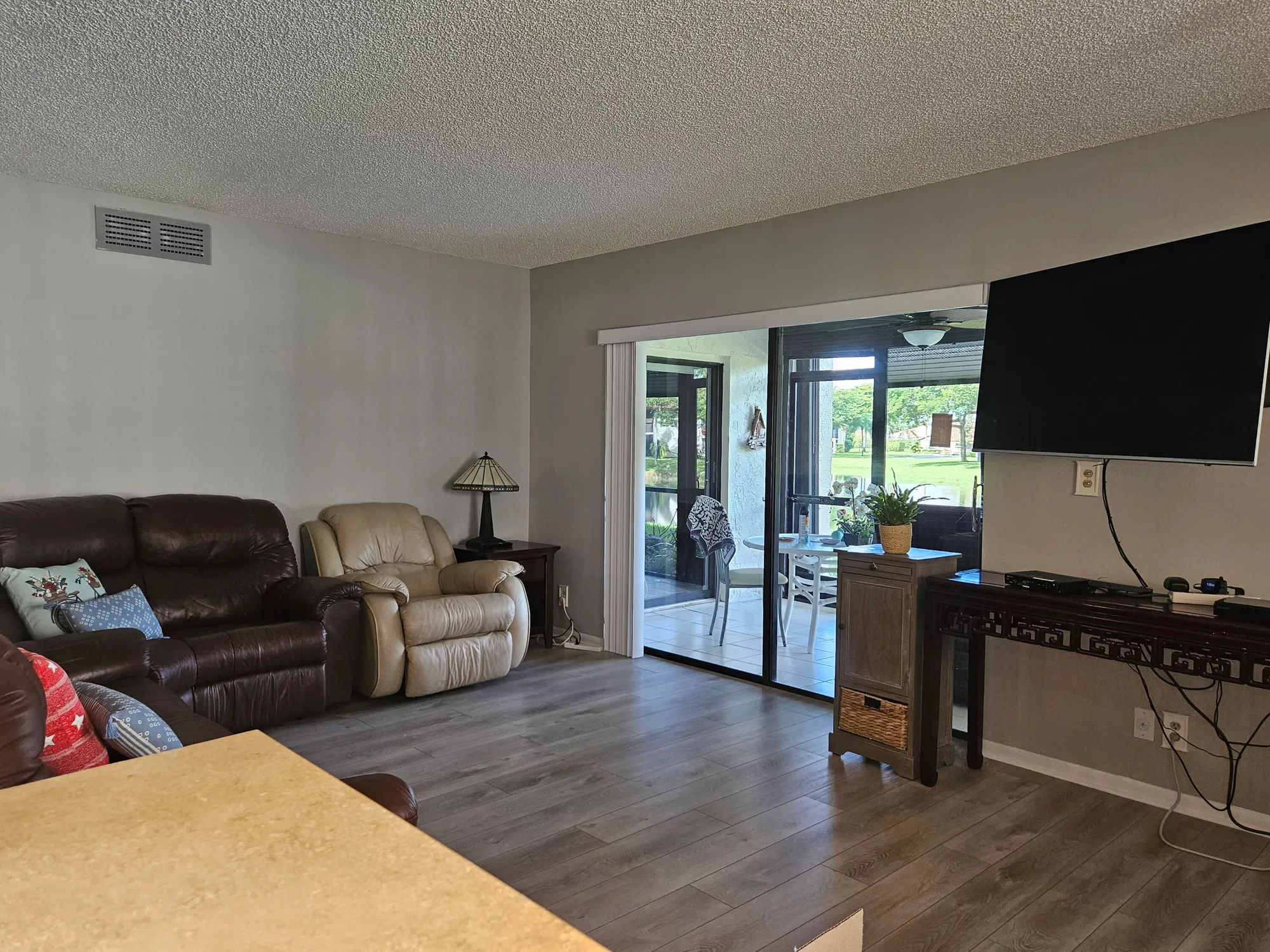 Property Slideshow image 11 of 36 | 10663 ocean palm way apt 102, Boynton Beach, FL, 33437
