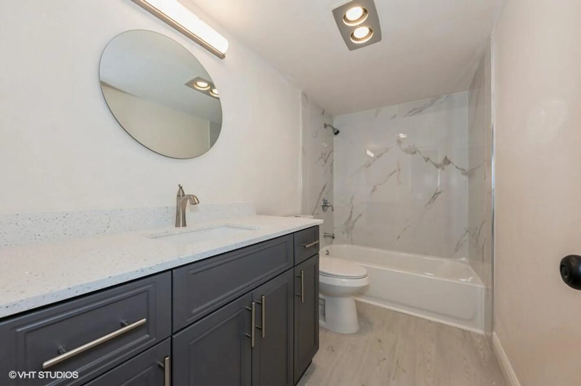 Property Slideshow image 11 of 34 | 118 somerset f, West Palm Beach, FL, 33417