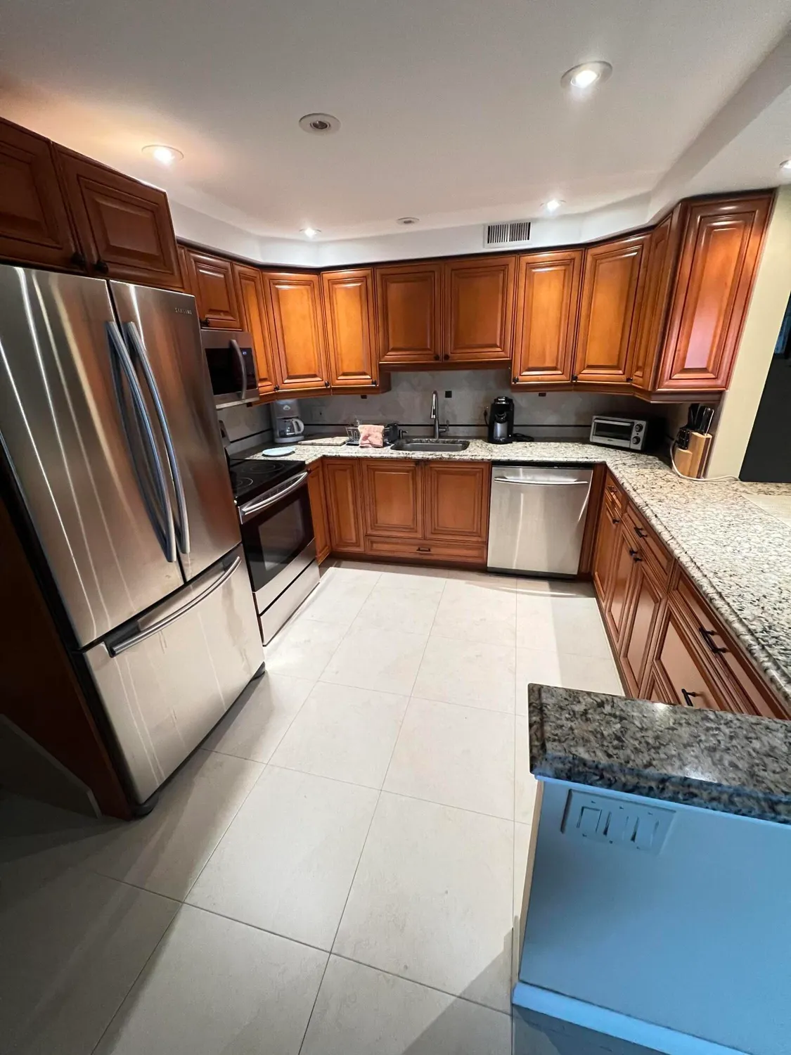 Property Slideshow image 4 of 30 | 174 somerset i, West Palm Beach, FL, 33417