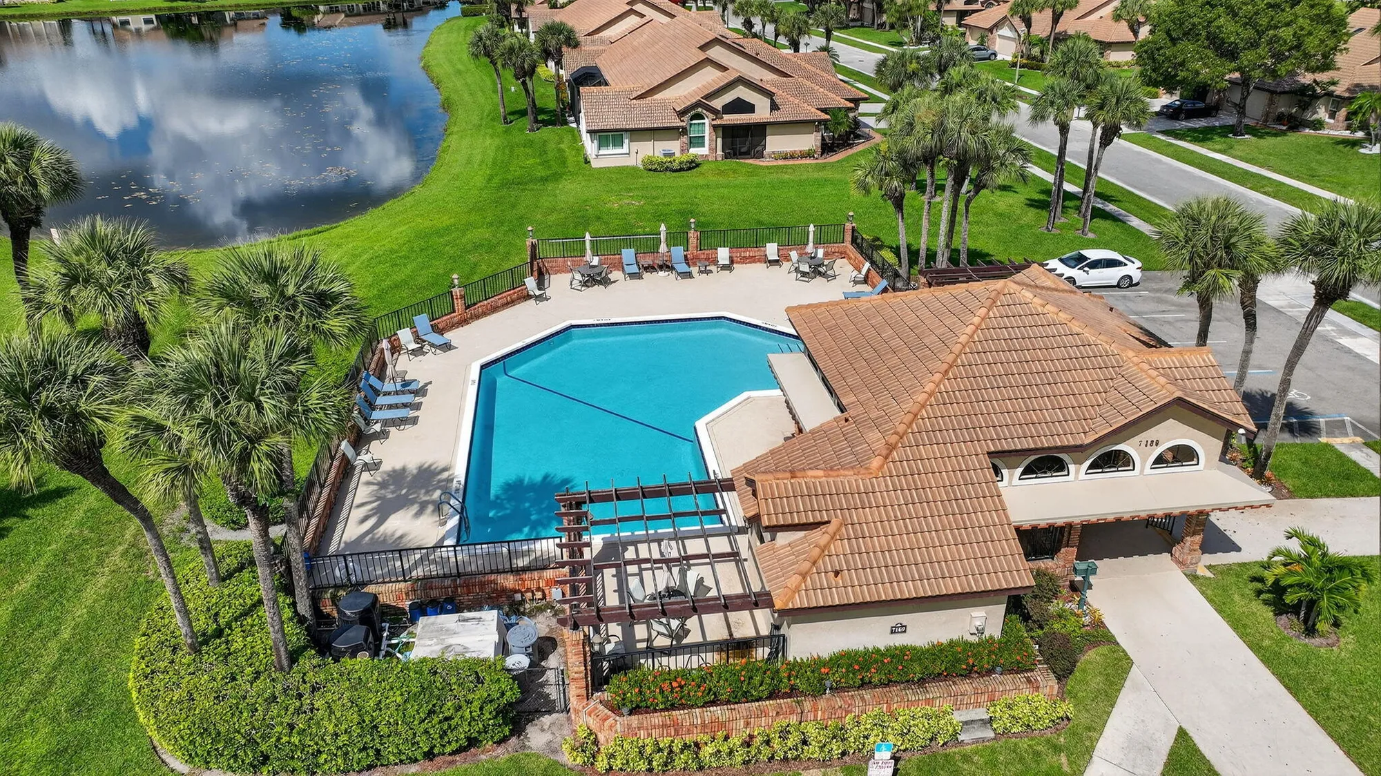 Property Slideshow image 36 of 57 | 7186 sweetbay ct, Boynton Beach, FL, 33472