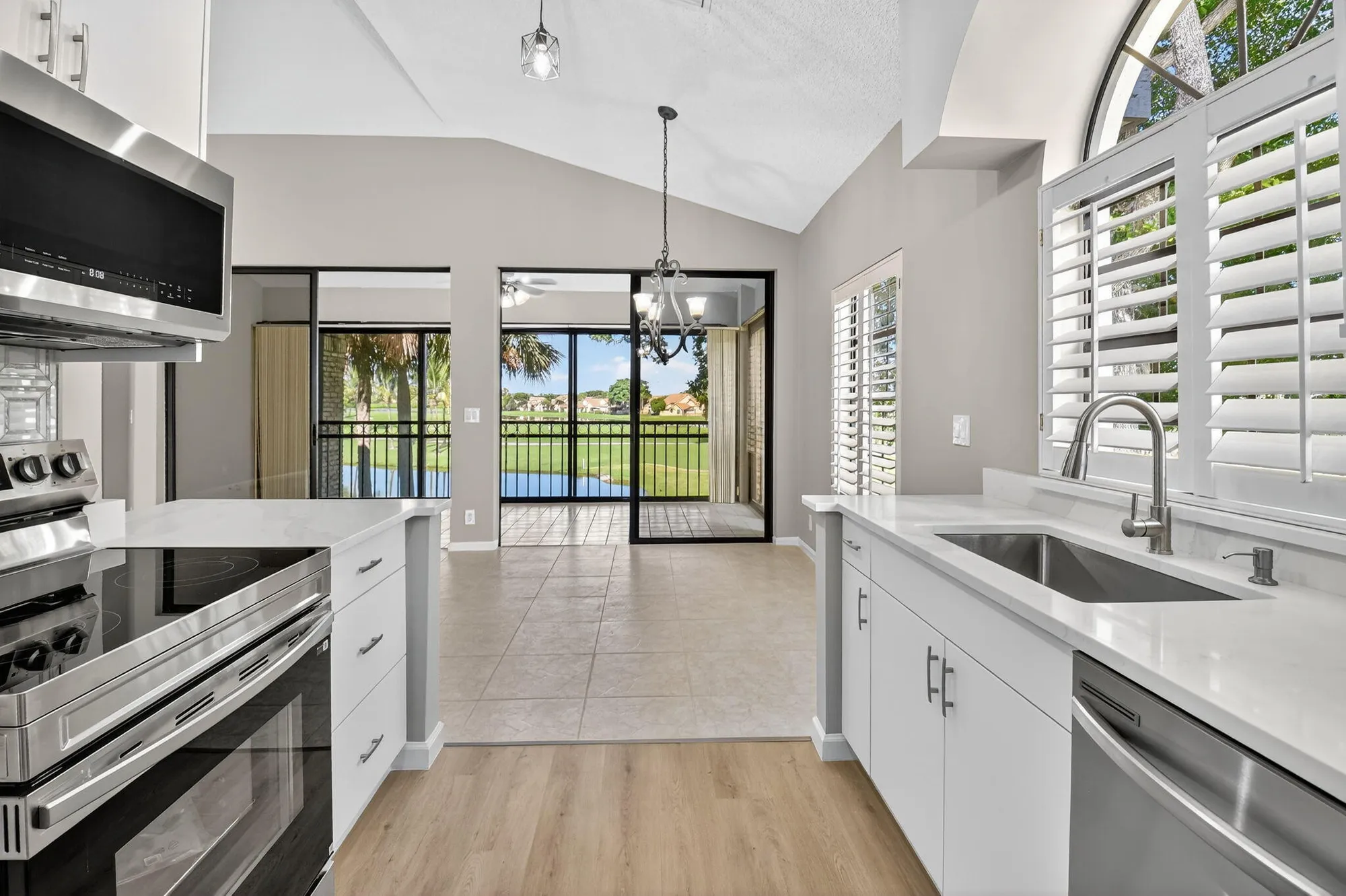 Property Slideshow image 17 of 73 | 8041 aberdeen dr apt 202, Boynton Beach, FL, 33472