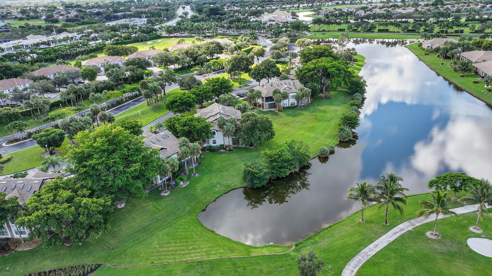 Property Slideshow image 44 of 73 | 8041 aberdeen dr apt 202, Boynton Beach, FL, 33472