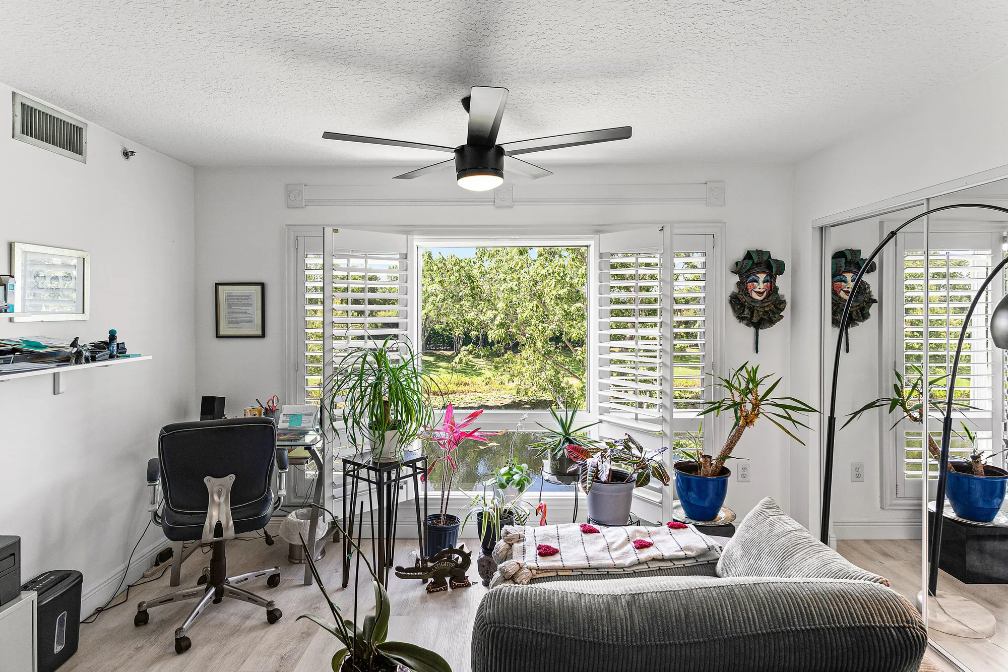 Property Slideshow image 13 of 48 | 5874 crystal shores dr 304, Boynton Beach, FL, 33437