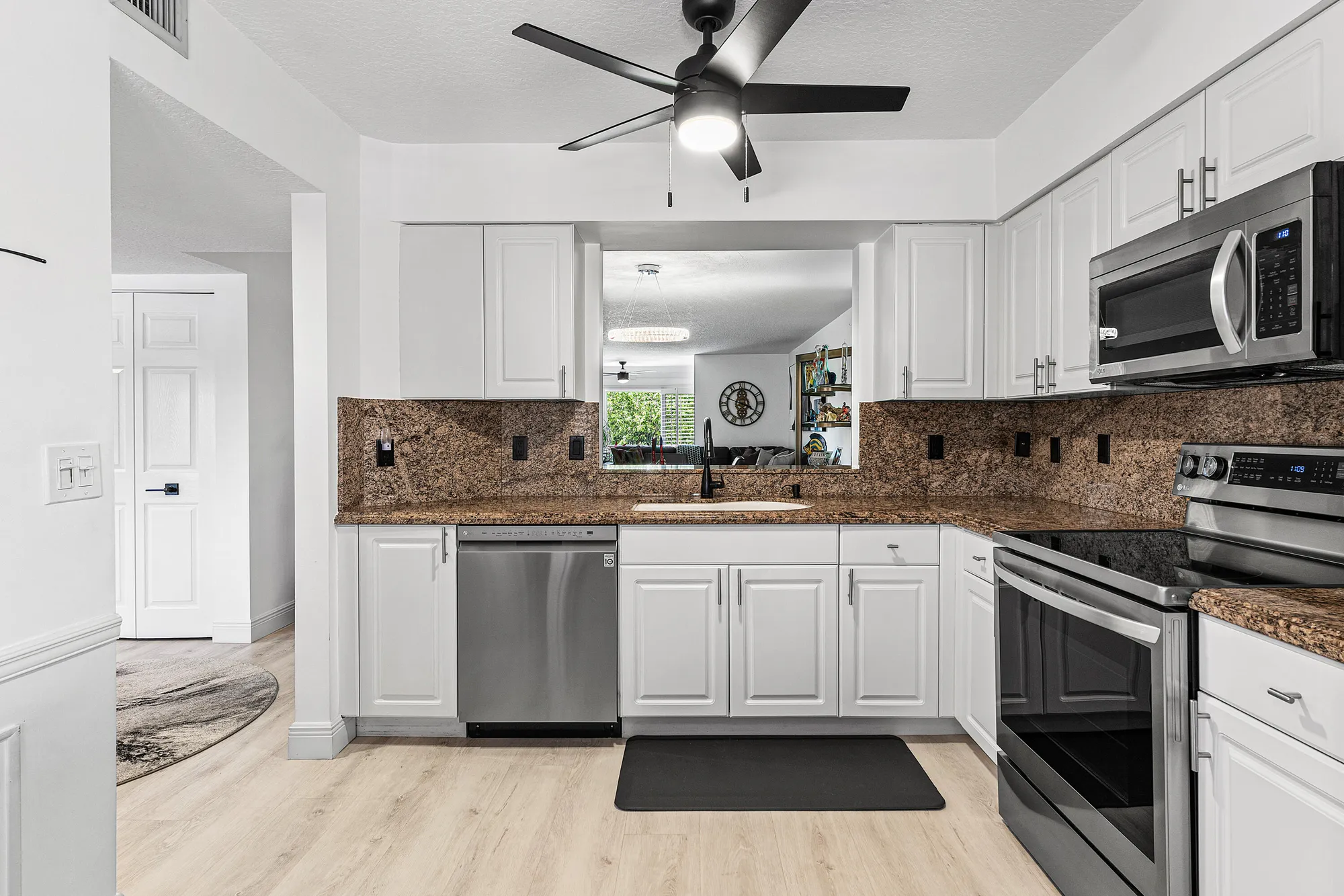 Property Slideshow image 15 of 48 | 5874 crystal shores dr 304, Boynton Beach, FL, 33437