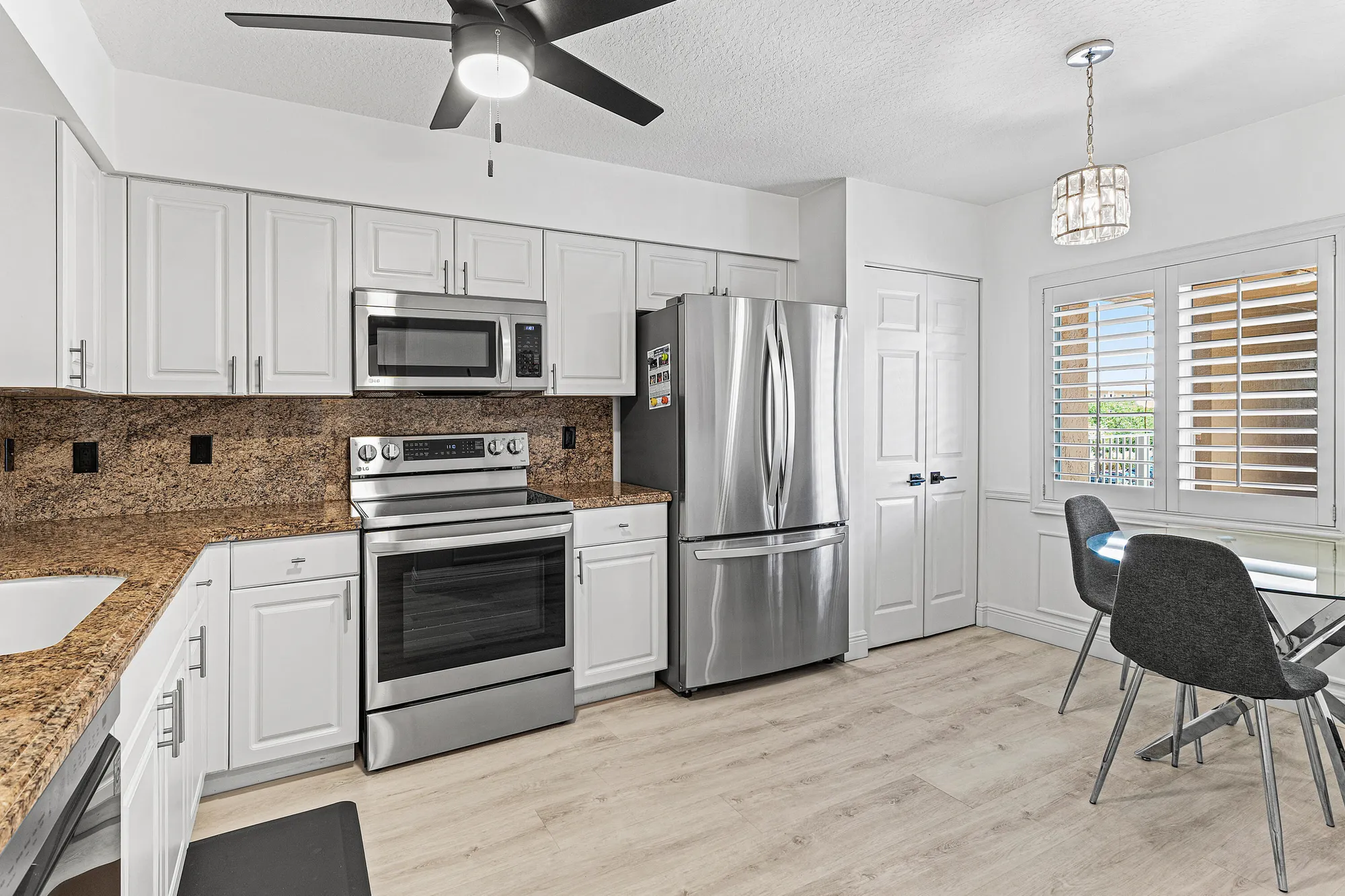 Property Slideshow image 14 of 48 | 5874 crystal shores dr 304, Boynton Beach, FL, 33437