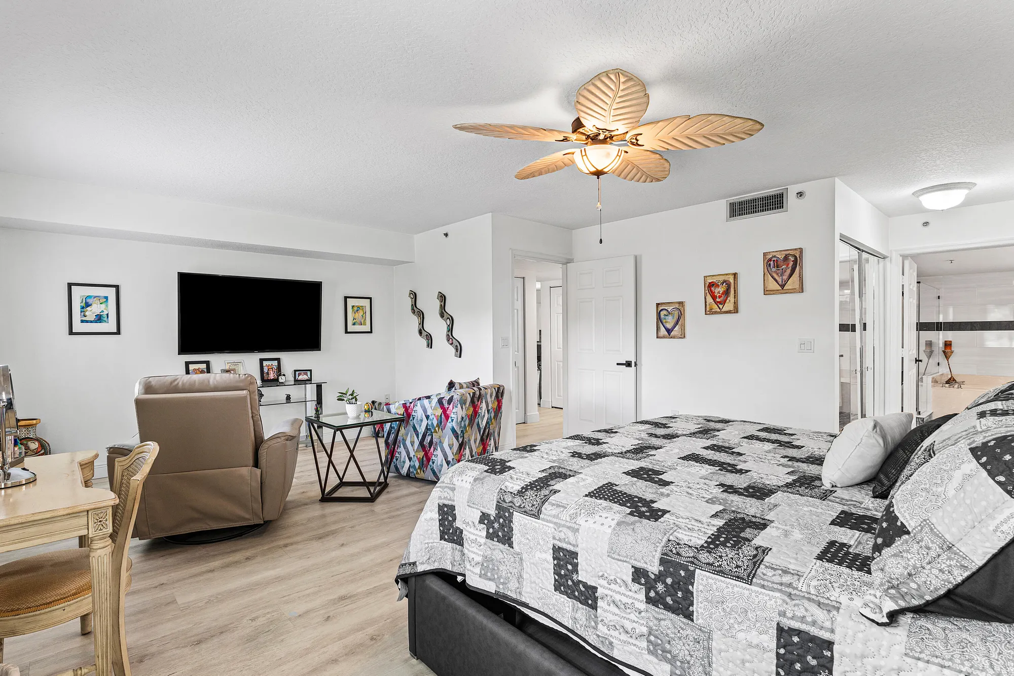 Property Slideshow image 22 of 48 | 5874 crystal shores dr 304, Boynton Beach, FL, 33437