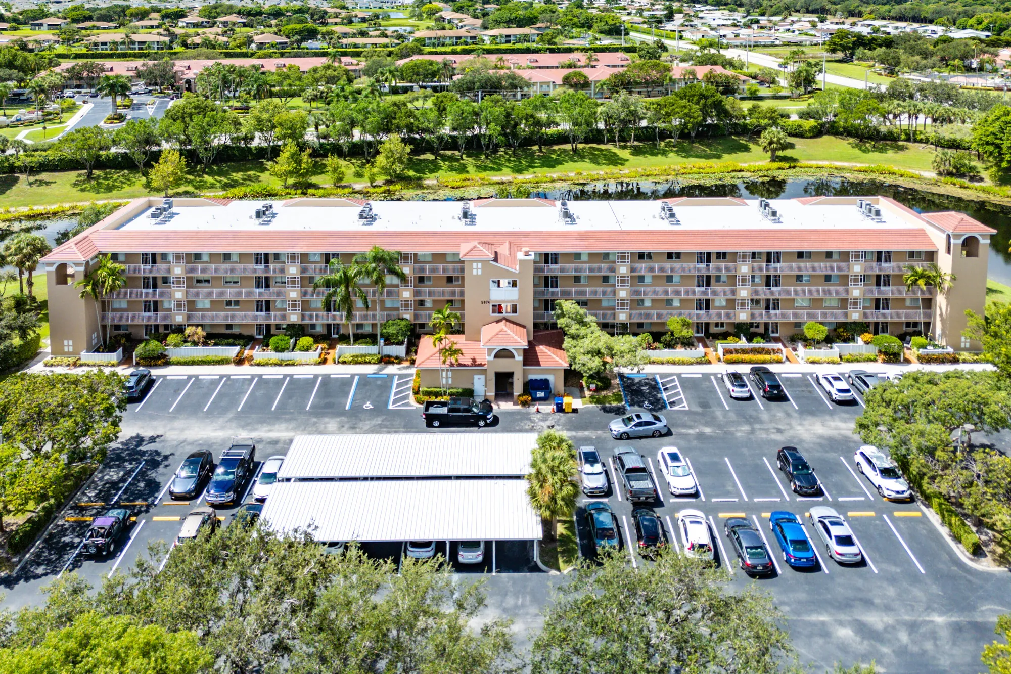 Property Slideshow image 32 of 48 | 5874 crystal shores dr 304, Boynton Beach, FL, 33437