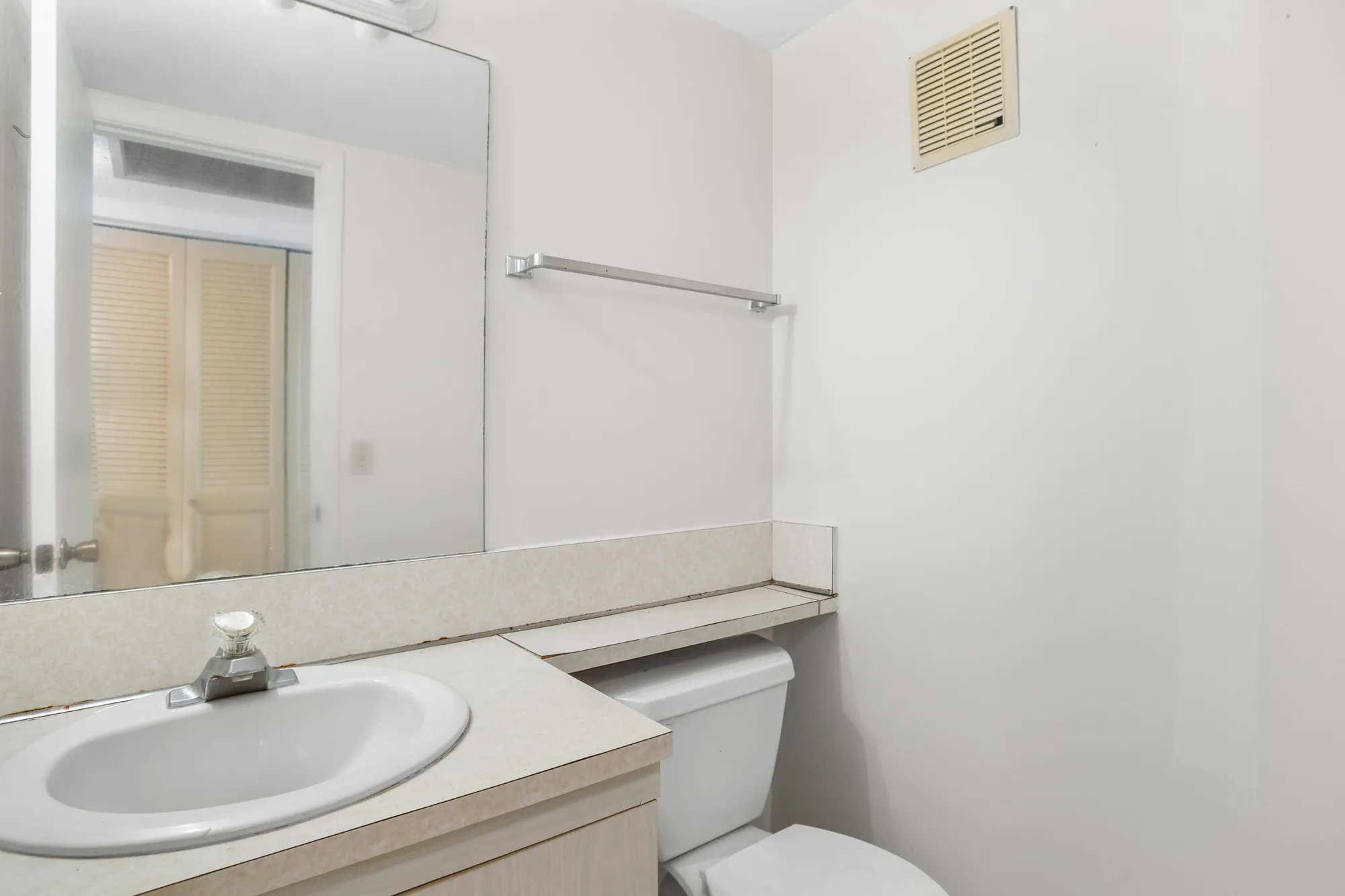 Property Slideshow image 8 of 32 | 3150 cambridge g # 3150, Deerfield Beach, FL, 33442