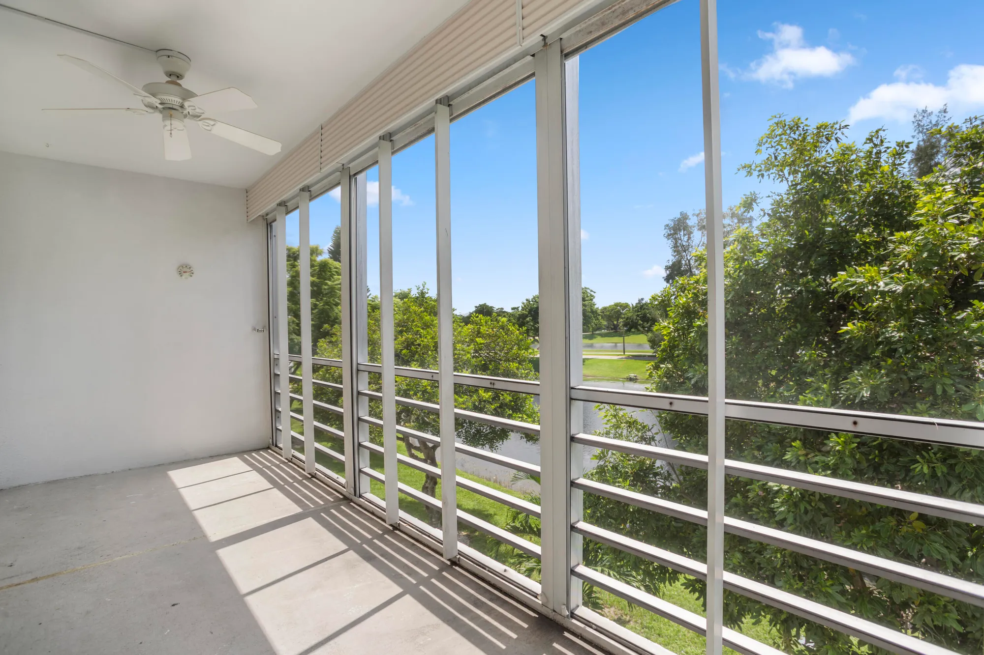 Property Slideshow image 16 of 32 | 3150 cambridge g # 3150, Deerfield Beach, FL, 33442