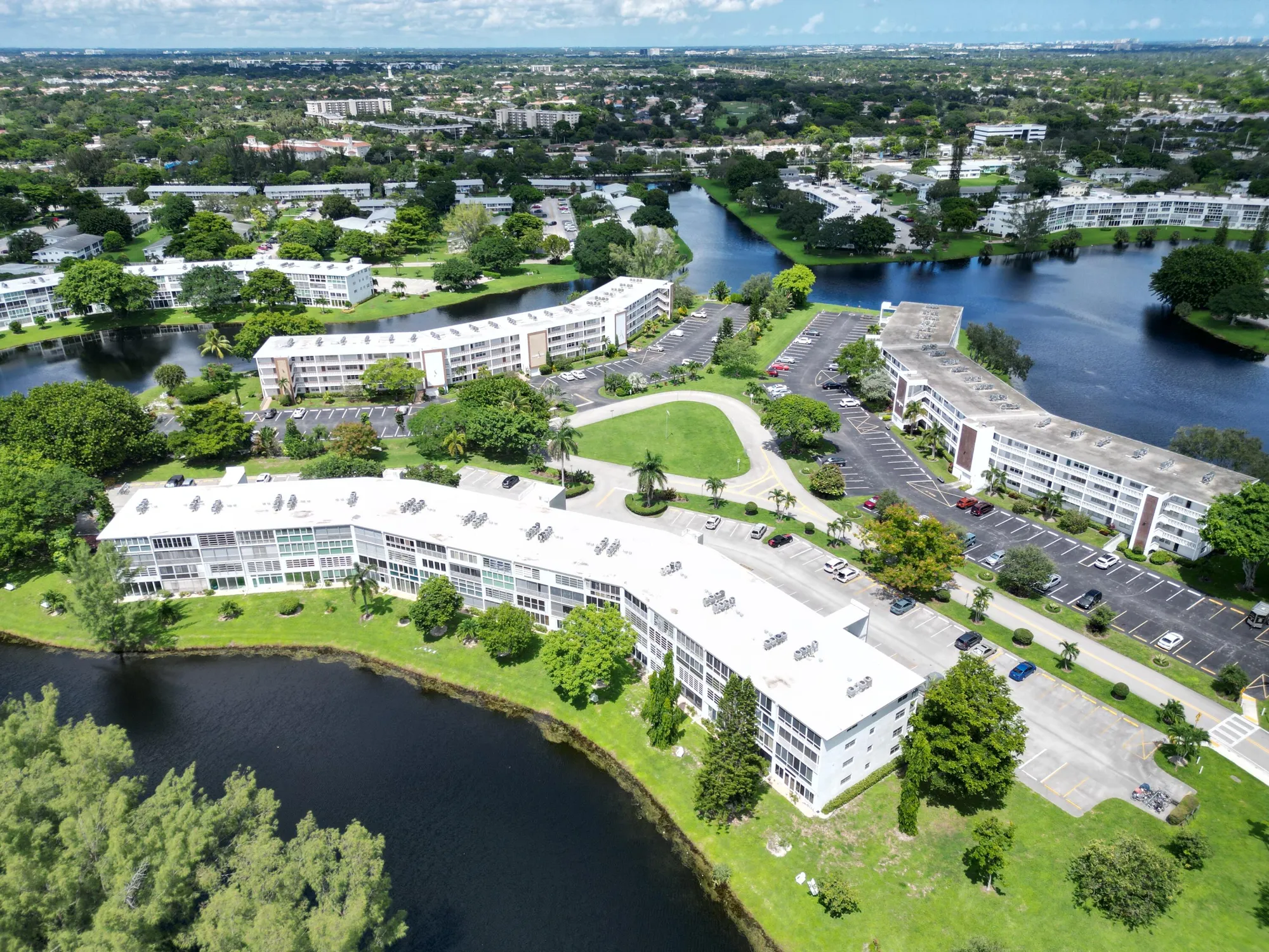 Property Slideshow image 22 of 32 | 3150 cambridge g # 3150, Deerfield Beach, FL, 33442