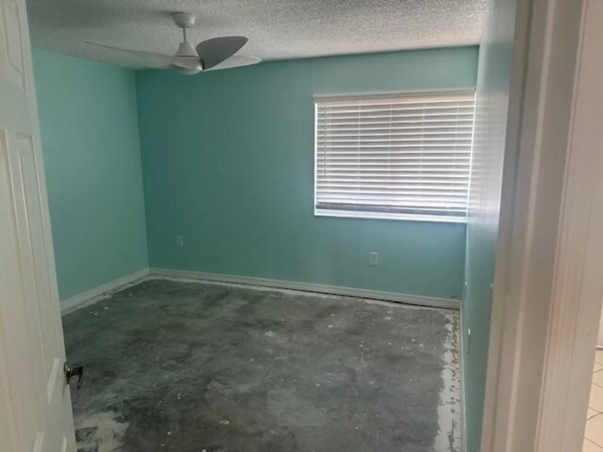 Property Slideshow image 12 of 29 | 7680 trent dr 310, Tamarac, FL, 33321