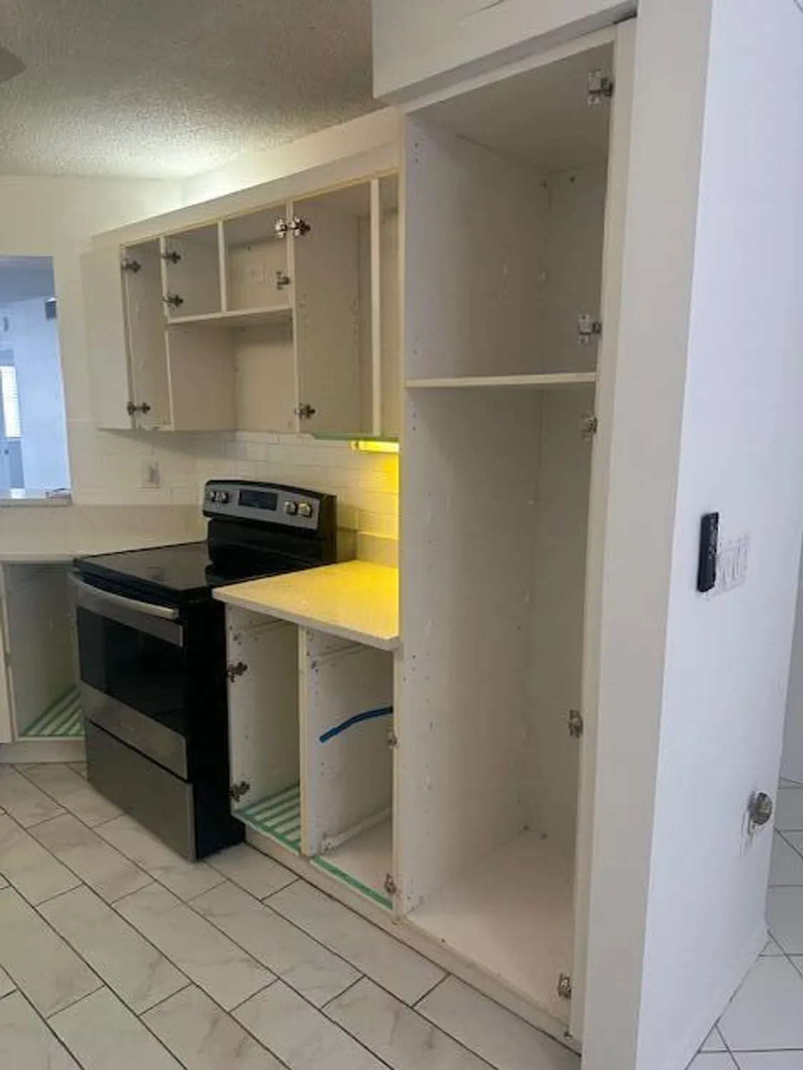 Property Slideshow image 8 of 29 | 7680 trent dr 310, Tamarac, FL, 33321