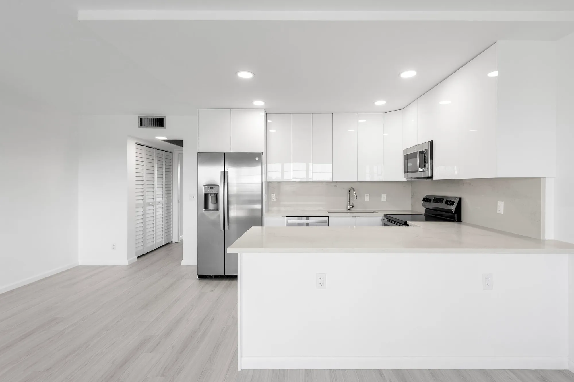 Property Slideshow image 7 of 27 | 4043 rexford c # 4043, Boca Raton, FL, 33434