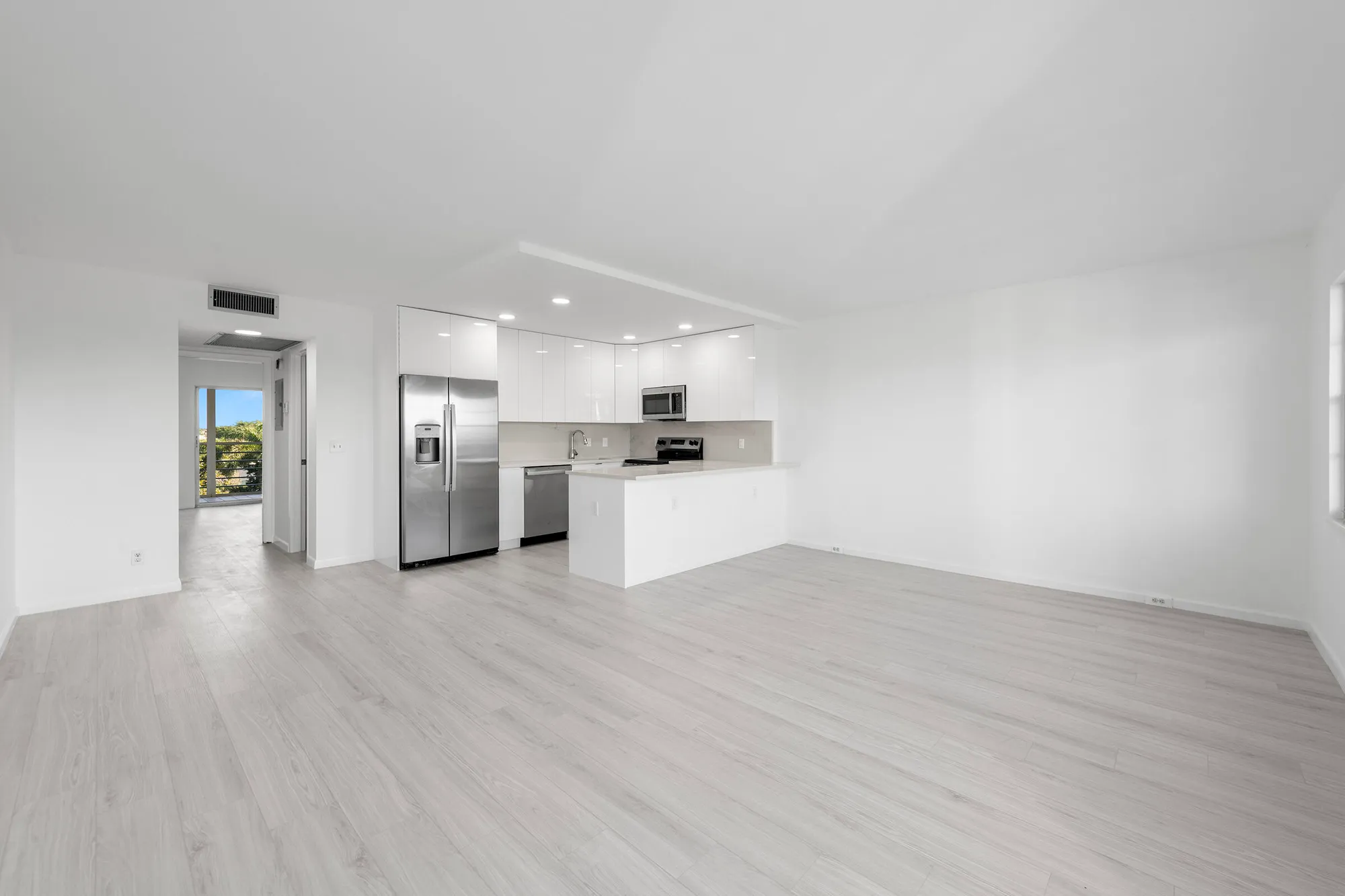 Property Slideshow image 8 of 27 | 4043 rexford c # 4043, Boca Raton, FL, 33434