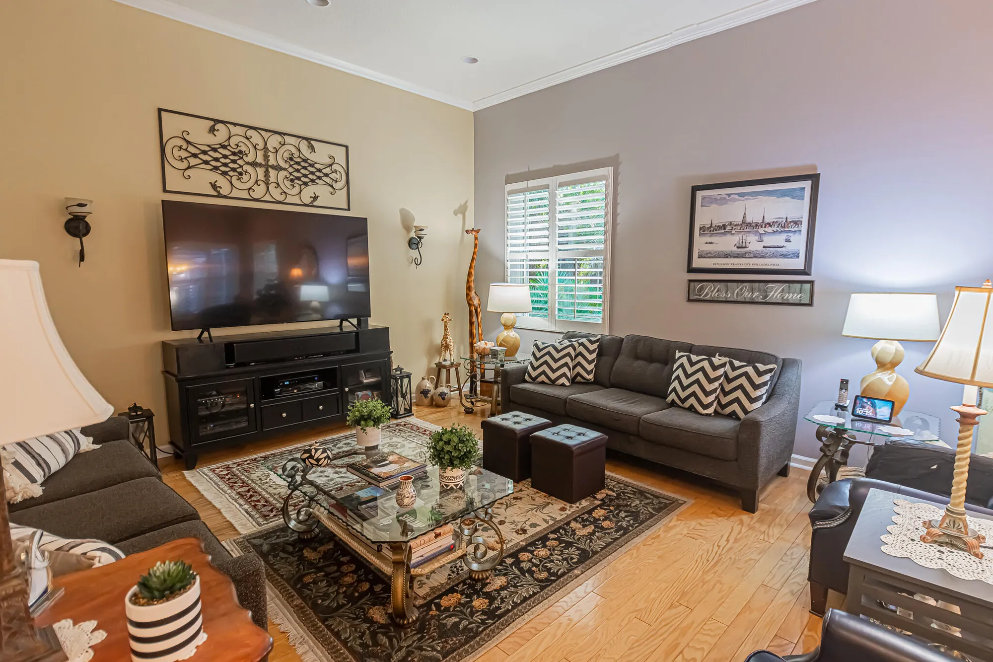 Property Slideshow image 10 of 46 | 430 nw brookville ct, Port Saint Lucie, FL, 34986