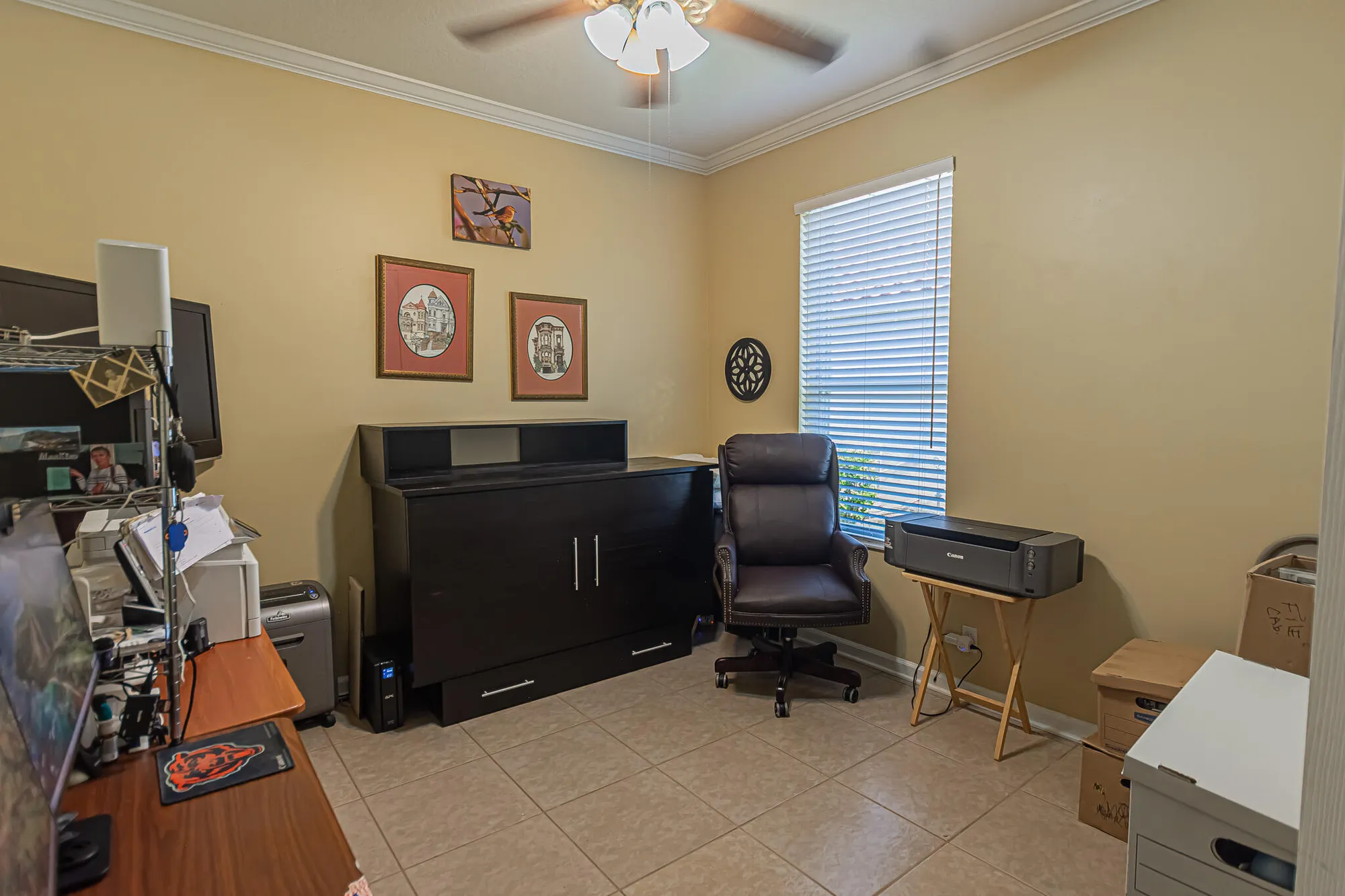 Property Slideshow image 16 of 46 | 430 nw brookville ct, Port Saint Lucie, FL, 34986