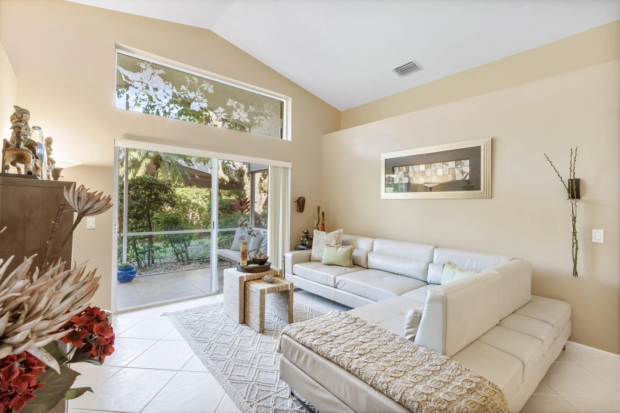 Property Slideshow image 11 of 74 | 6552 malta dr, Boynton Beach, FL, 33437