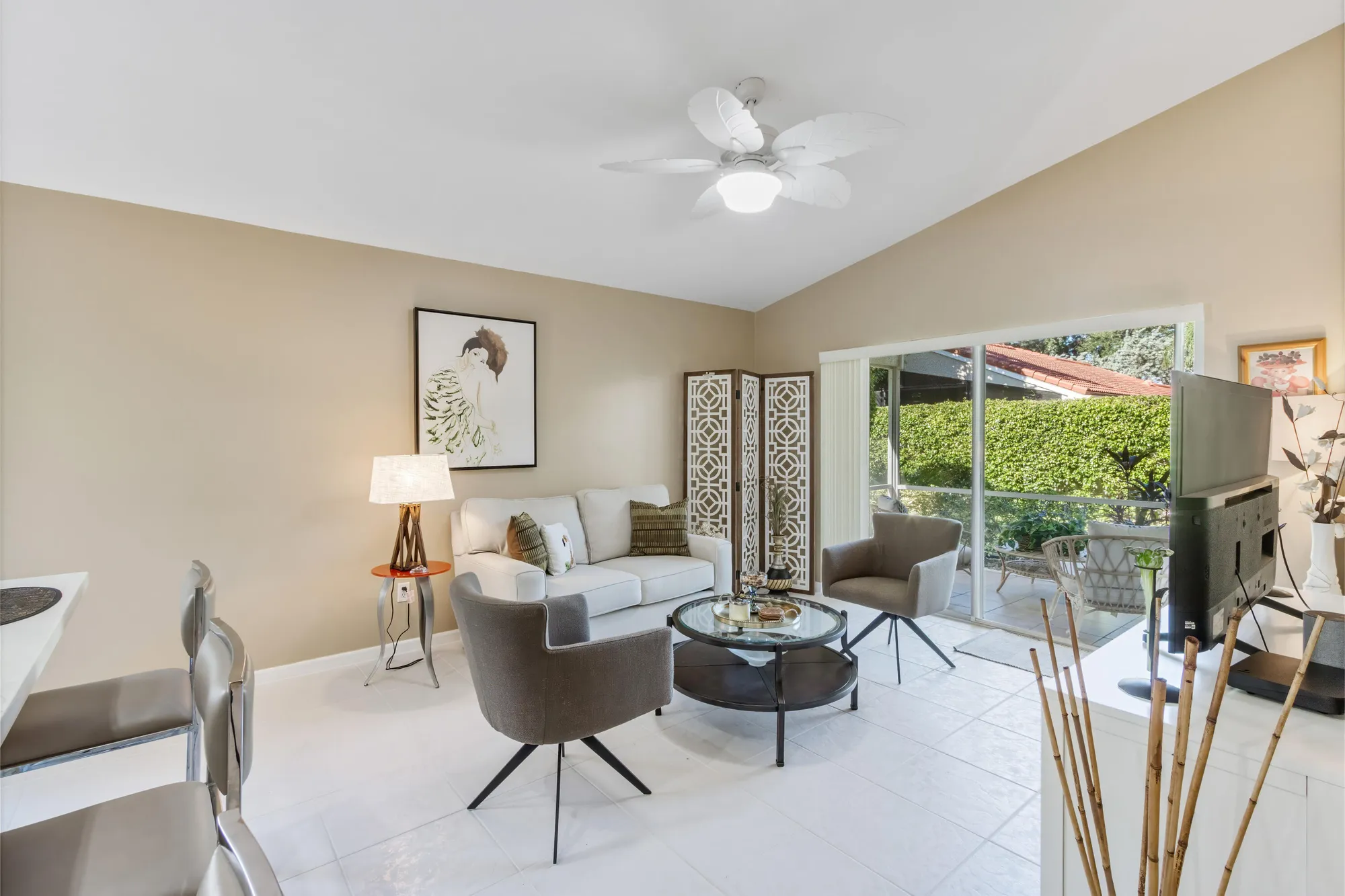 Property Slideshow image 18 of 74 | 6552 malta dr, Boynton Beach, FL, 33437