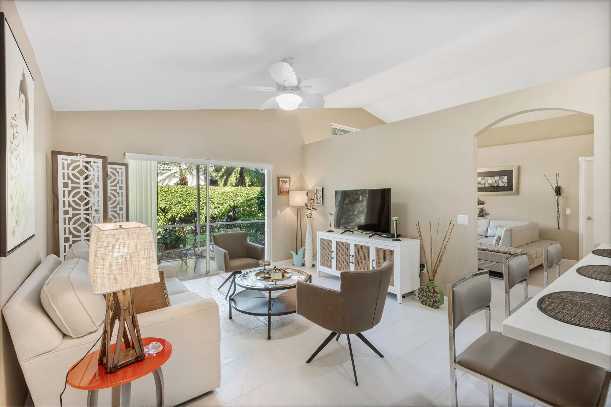 Property Slideshow image 19 of 74 | 6552 malta dr, Boynton Beach, FL, 33437