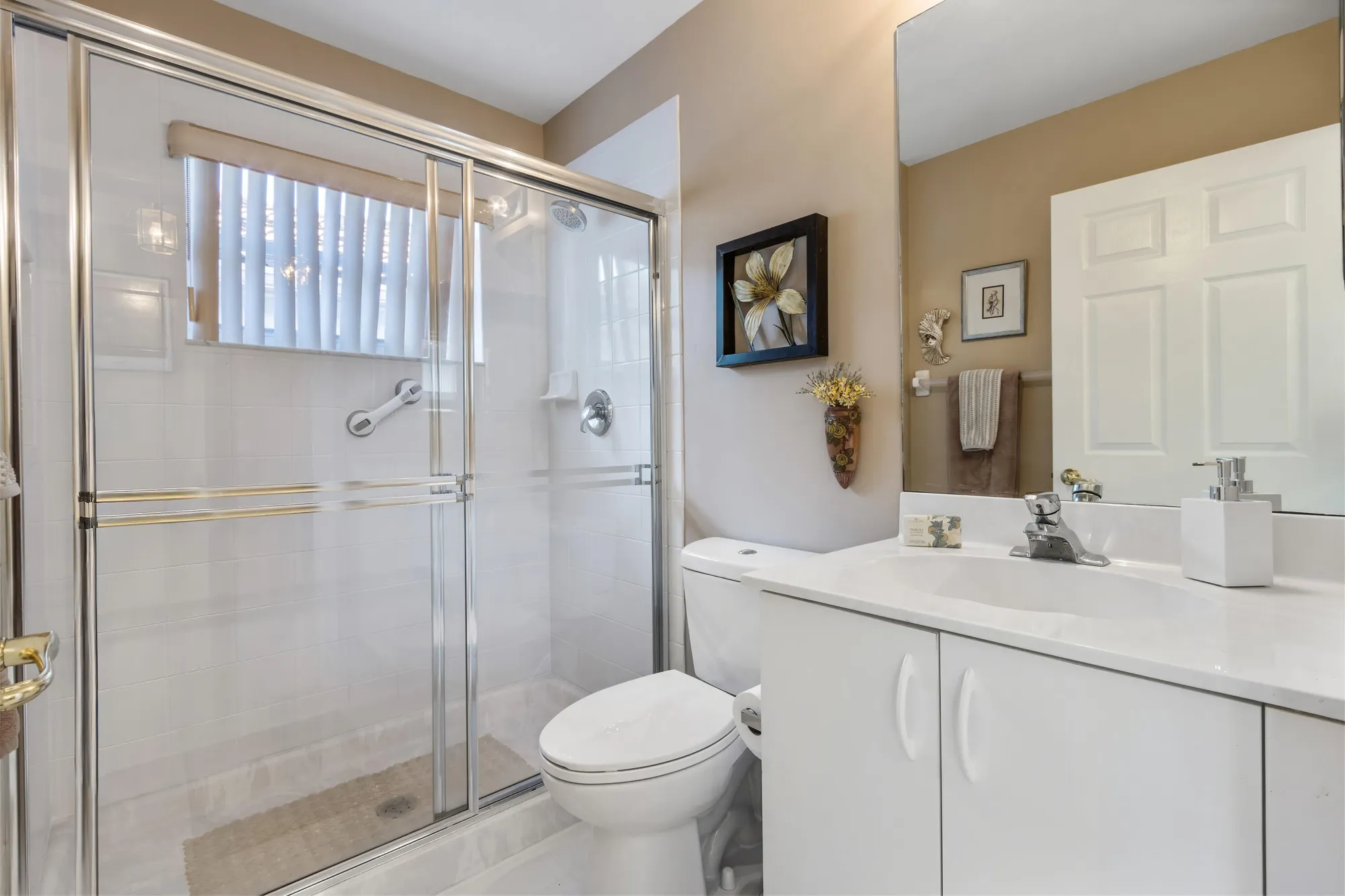 Property Slideshow image 30 of 74 | 6552 malta dr, Boynton Beach, FL, 33437