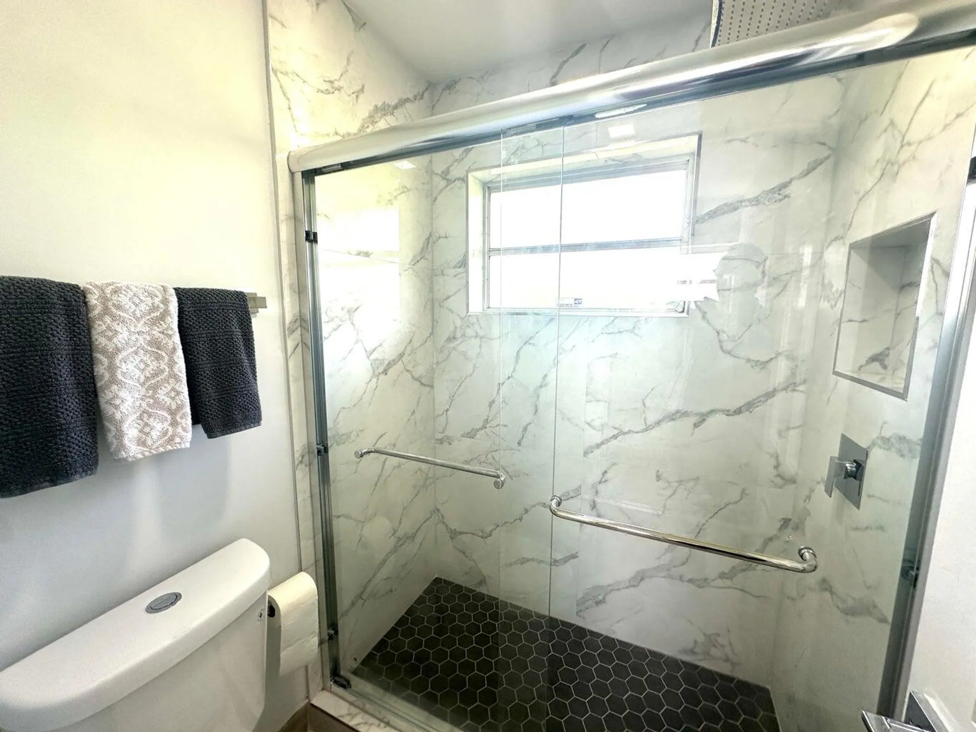 Property Slideshow image 7 of 10 | 10723 greentrail dr, Boynton Beach, FL, 33436