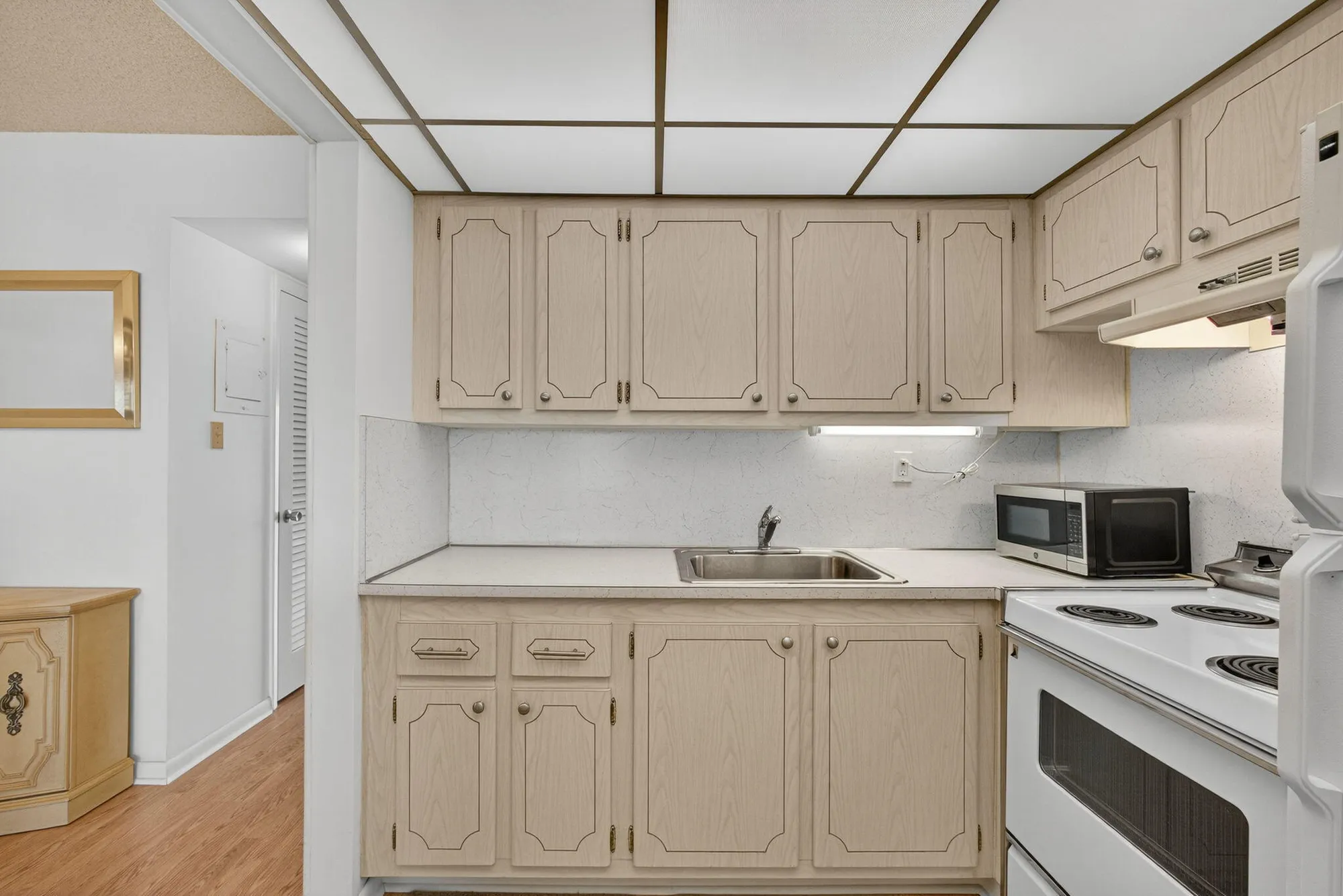 Property Slideshow image 7 of 30 | 225 bedford i, West Palm Beach, FL, 33417