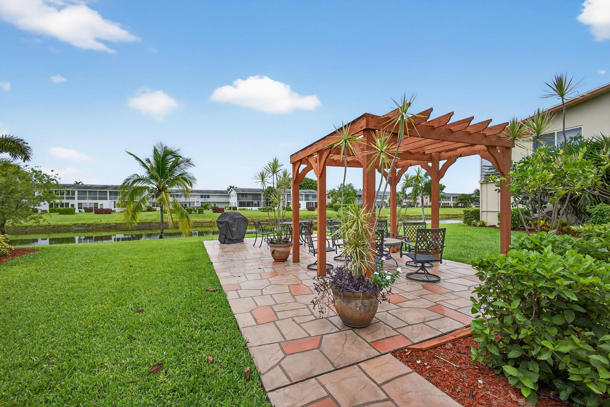 Property Slideshow image 15 of 30 | 225 bedford i, West Palm Beach, FL, 33417