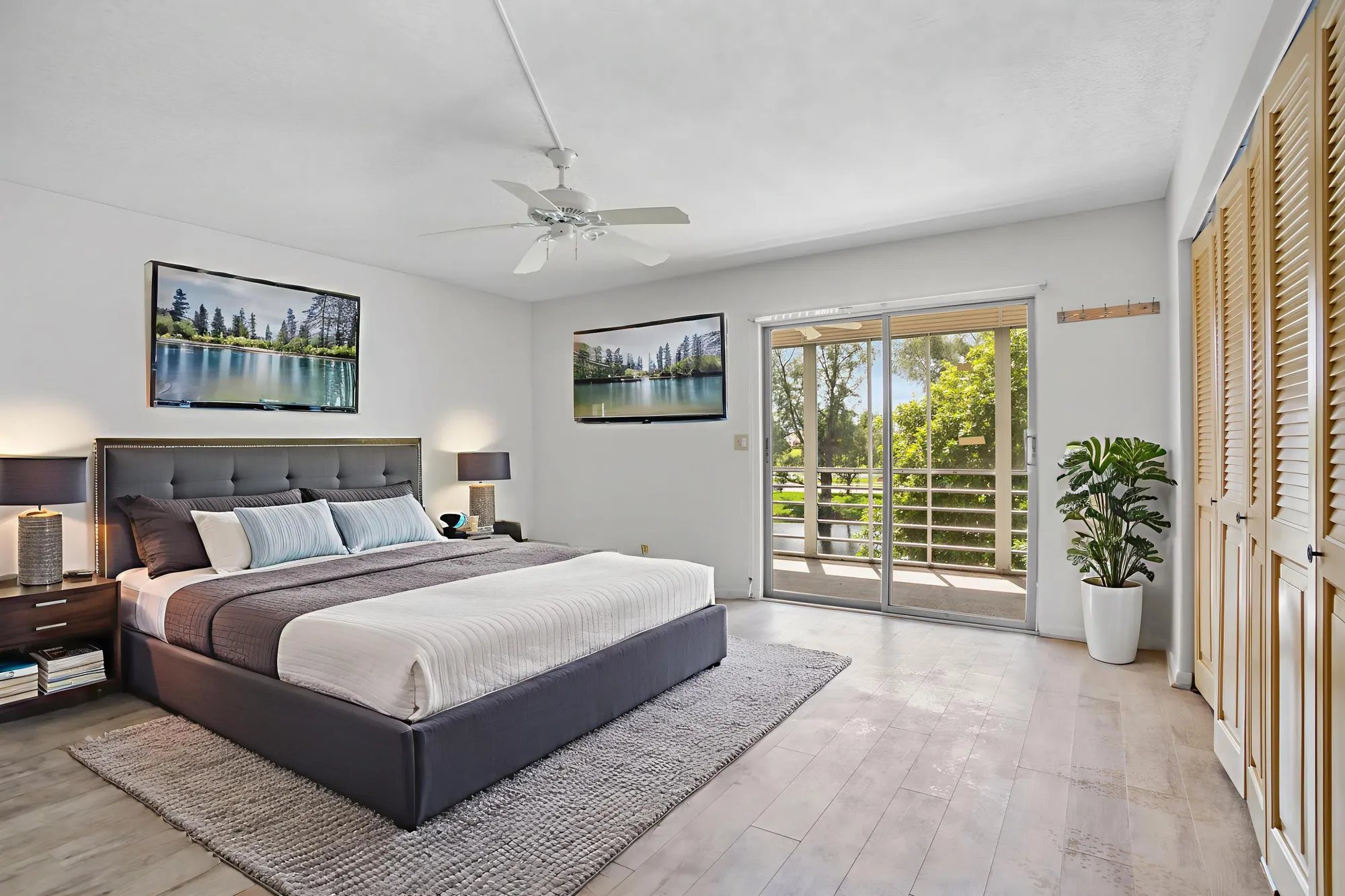 Property Slideshow image 3 of 32 | 3150 cambridge g # 3150, Deerfield Beach, FL, 33442