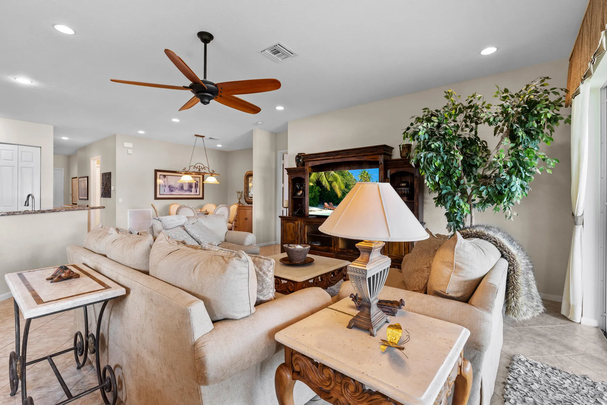 Property Slideshow image 8 of 54 | 9513 isles cay dr, Delray Beach, FL, 33446