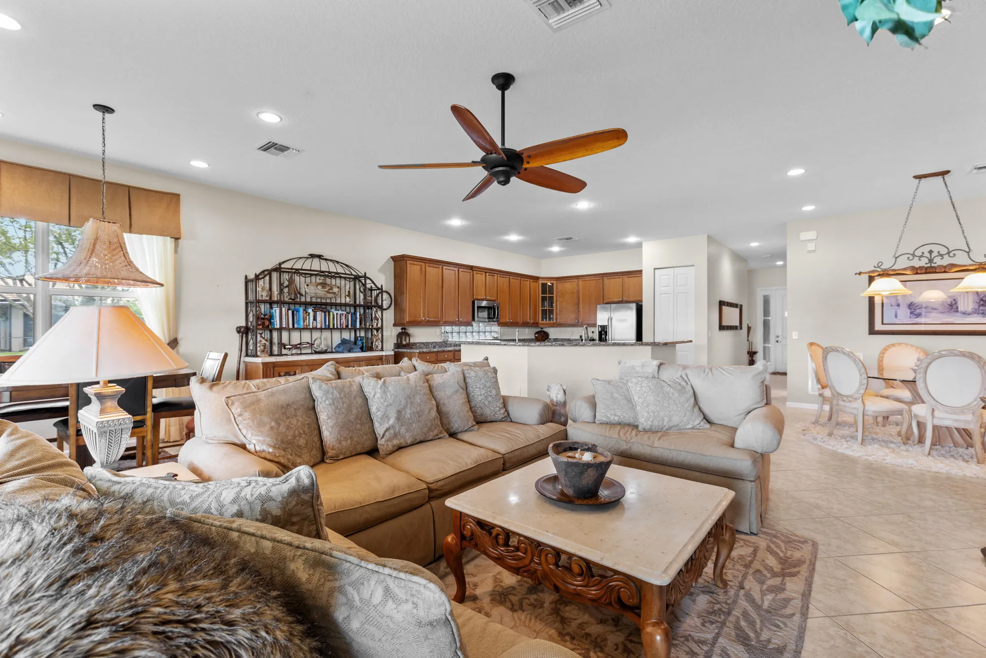 Property Slideshow image 10 of 54 | 9513 isles cay dr, Delray Beach, FL, 33446