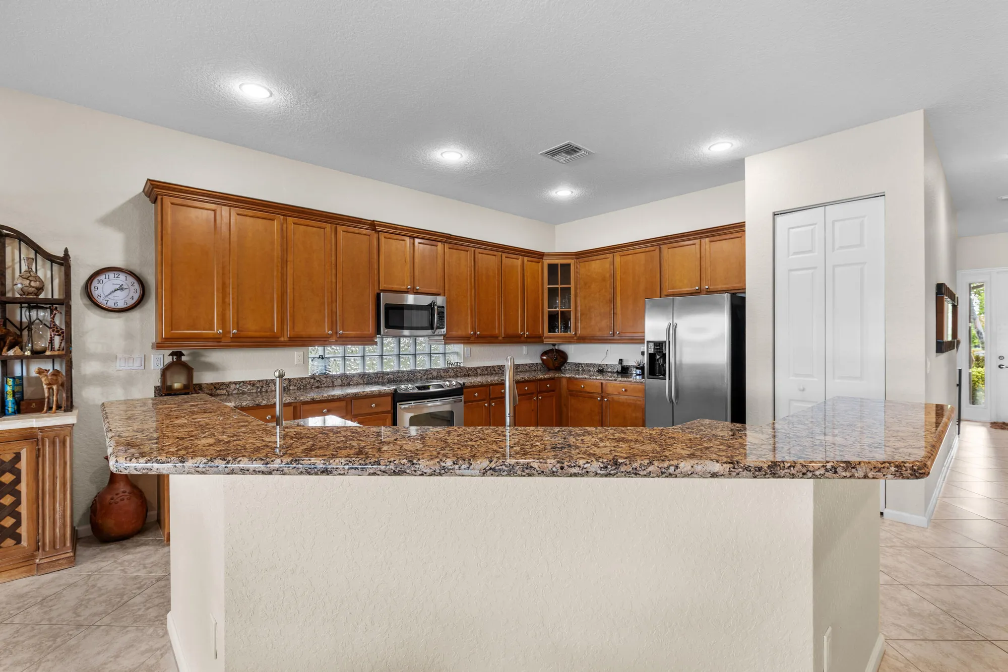 Property Slideshow image 16 of 54 | 9513 isles cay dr, Delray Beach, FL, 33446