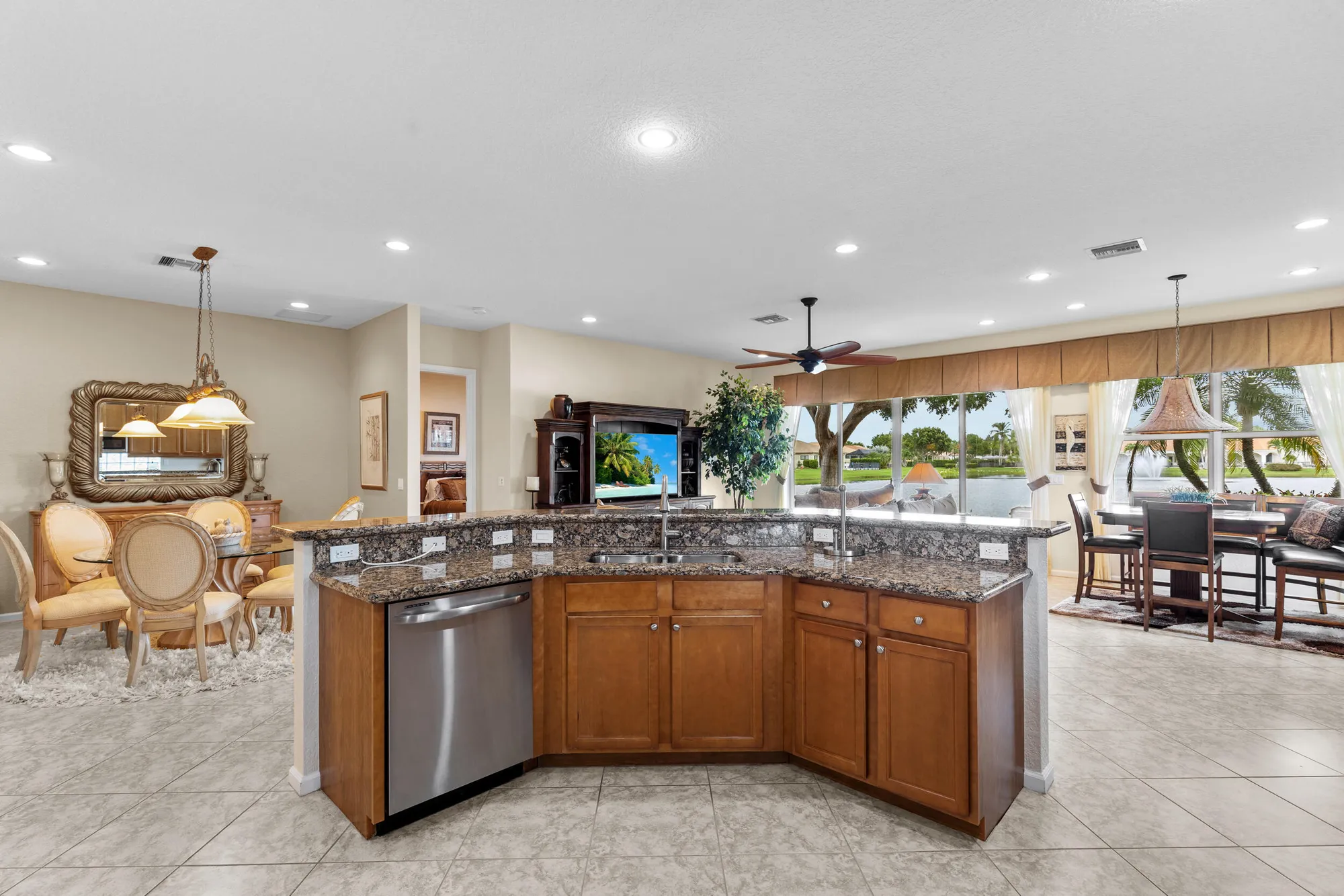 Property Slideshow image 19 of 54 | 9513 isles cay dr, Delray Beach, FL, 33446
