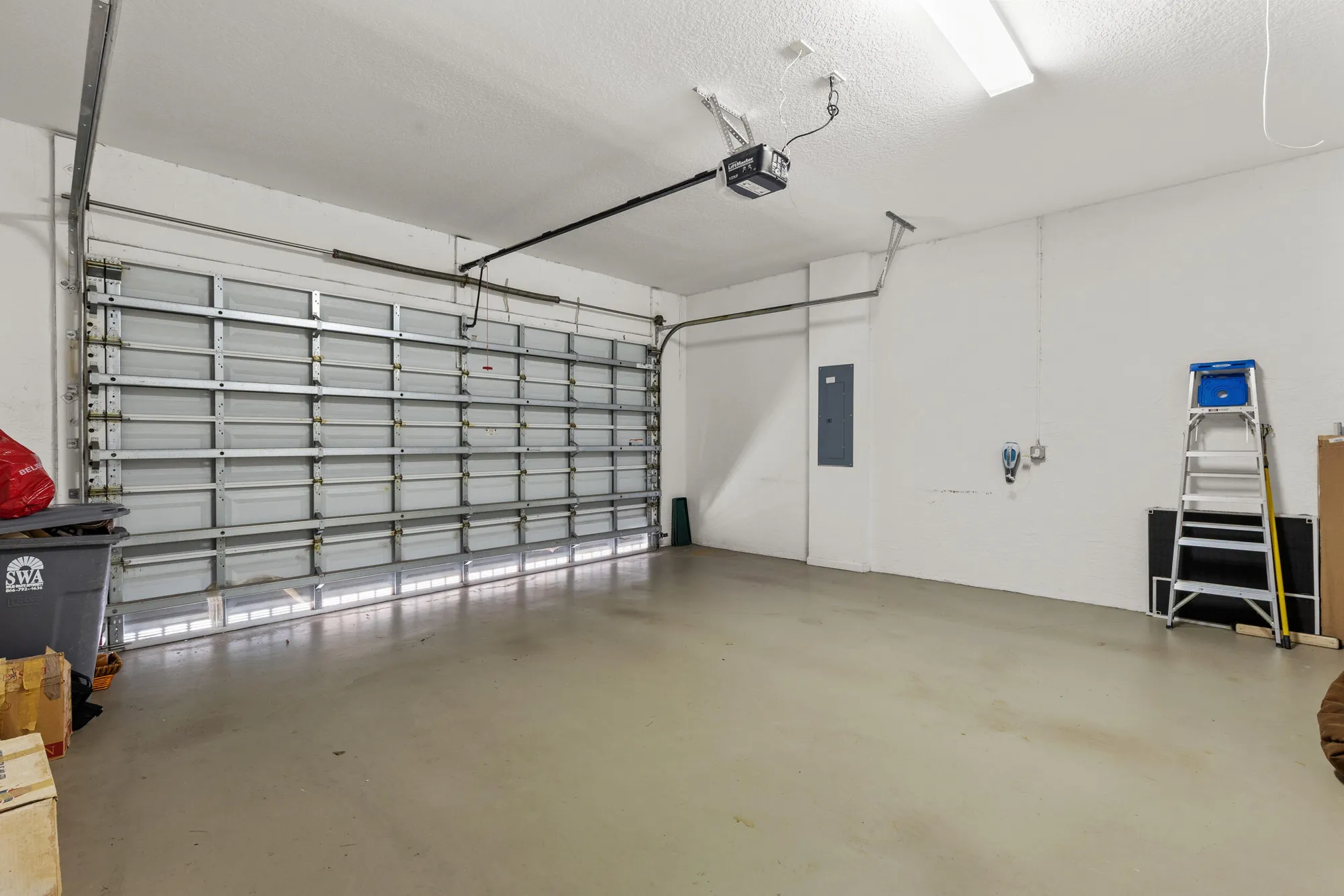 Property Slideshow image 41 of 54 | 9513 isles cay dr, Delray Beach, FL, 33446