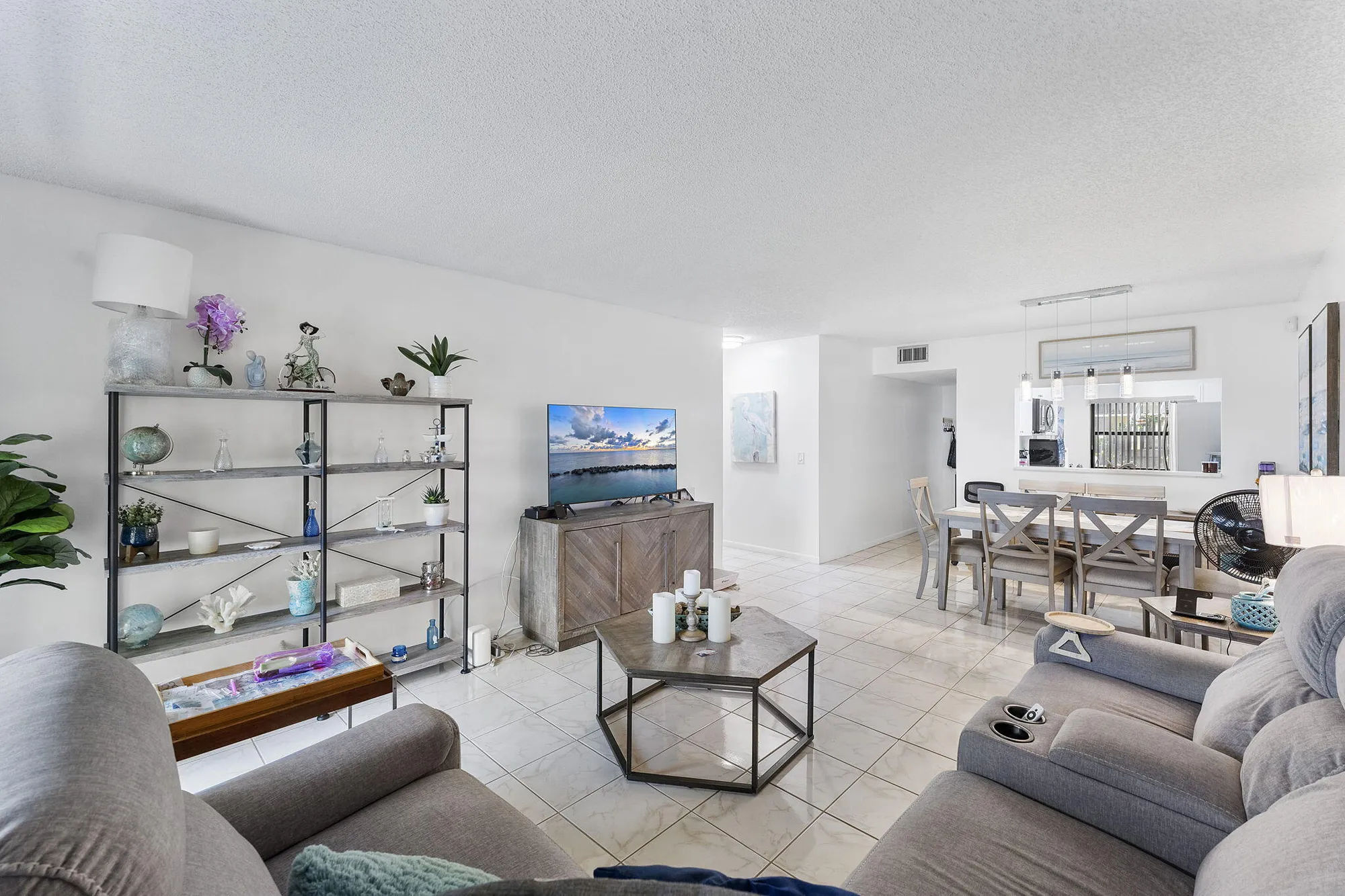 Property Slideshow image 4 of 27 | 7903 willow spring dr 1116, Lake Worth, FL, 33467