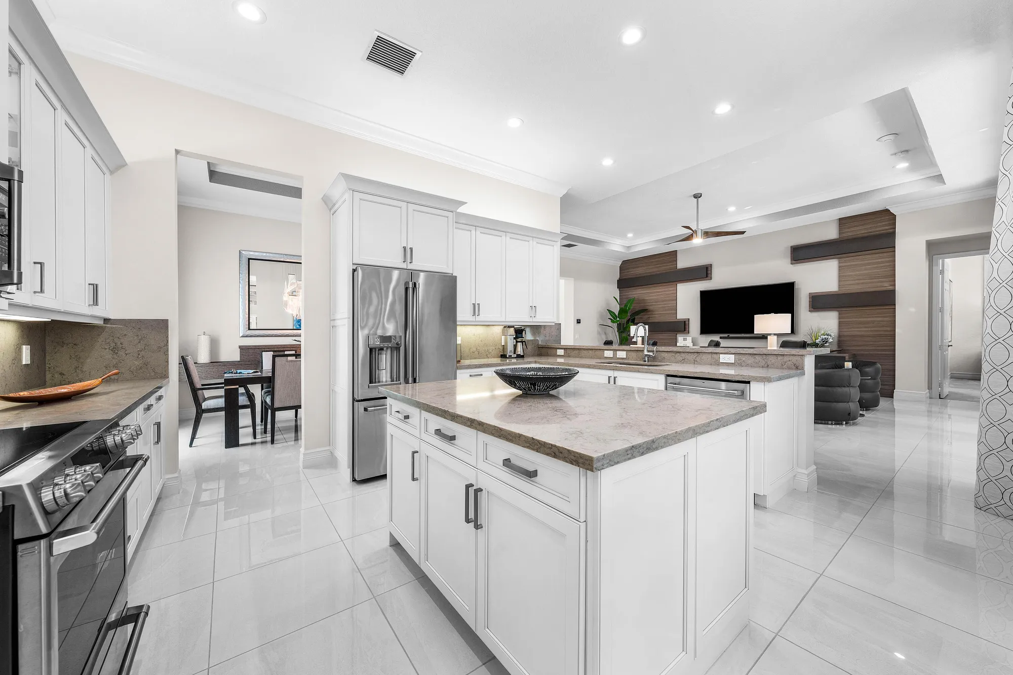 Property Slideshow image 15 of 61 | 8282 pyramid peak ln, Boynton Beach, FL, 33473