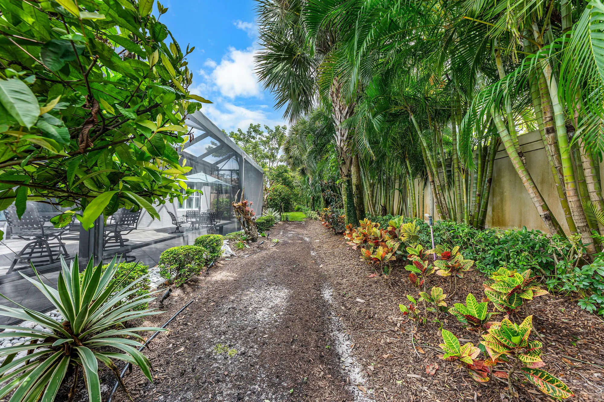 Property Slideshow image 37 of 61 | 8282 pyramid peak ln, Boynton Beach, FL, 33473