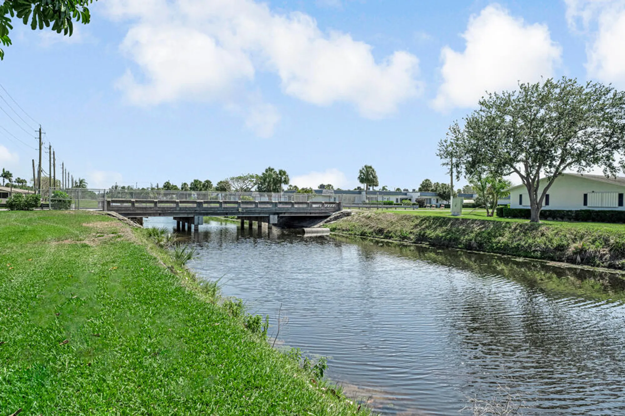 Property Slideshow image 22 of 27 | 2775 dudley dr d, West Palm Beach, FL, 33415