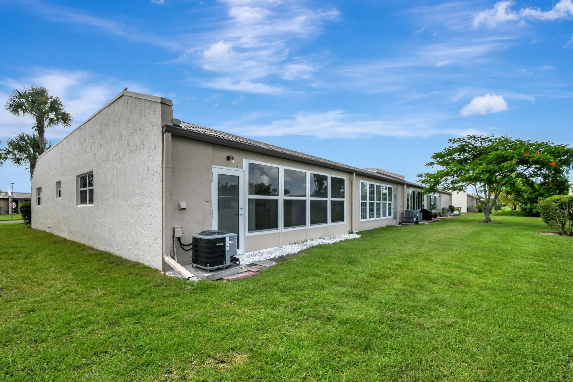 Property Slideshow image 27 of 37 | 190 lake meryl dr, West Palm Beach, FL, 33411