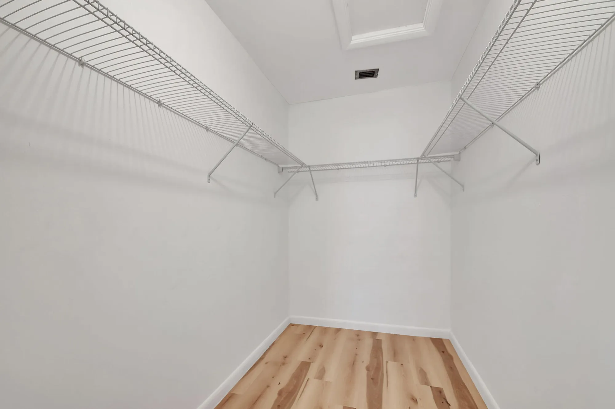 Property Slideshow image 16 of 37 | 190 lake meryl dr, West Palm Beach, FL, 33411