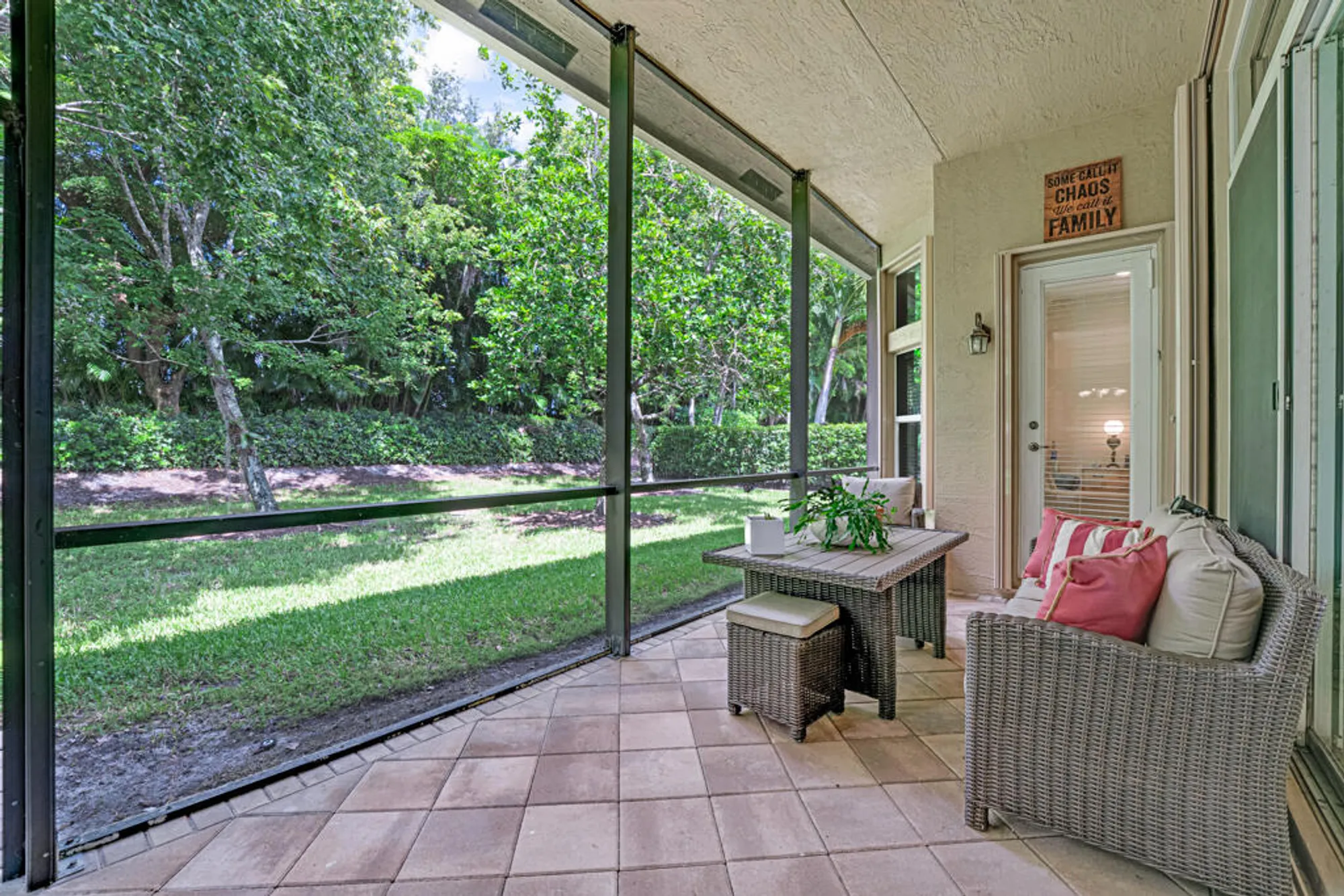 Property Slideshow image 37 of 62 | 10606 whitewind cir, Boynton Beach, FL, 33473