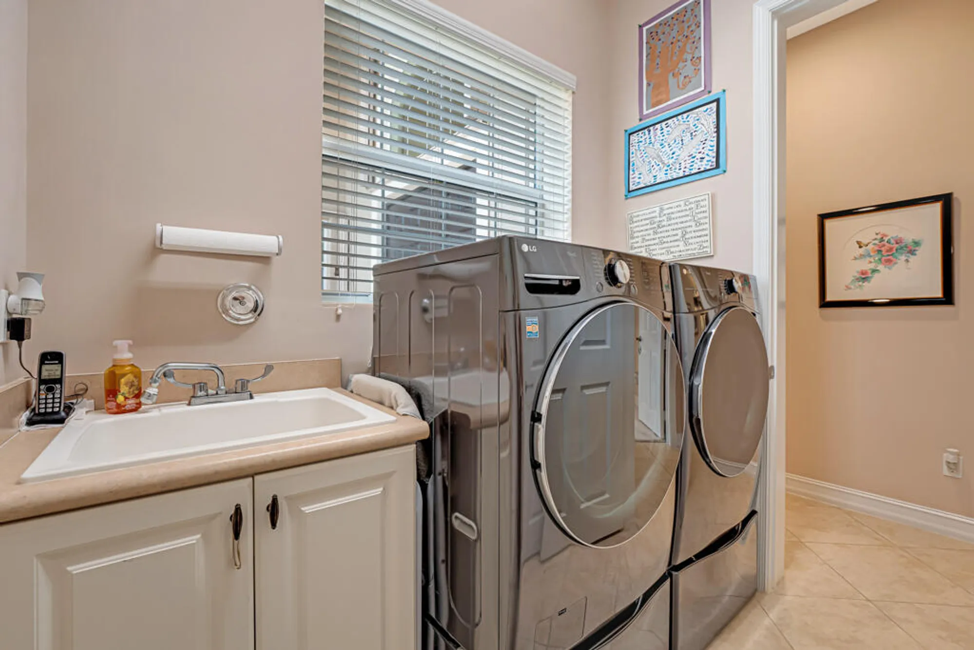 Property Slideshow image 35 of 62 | 10606 whitewind cir, Boynton Beach, FL, 33473