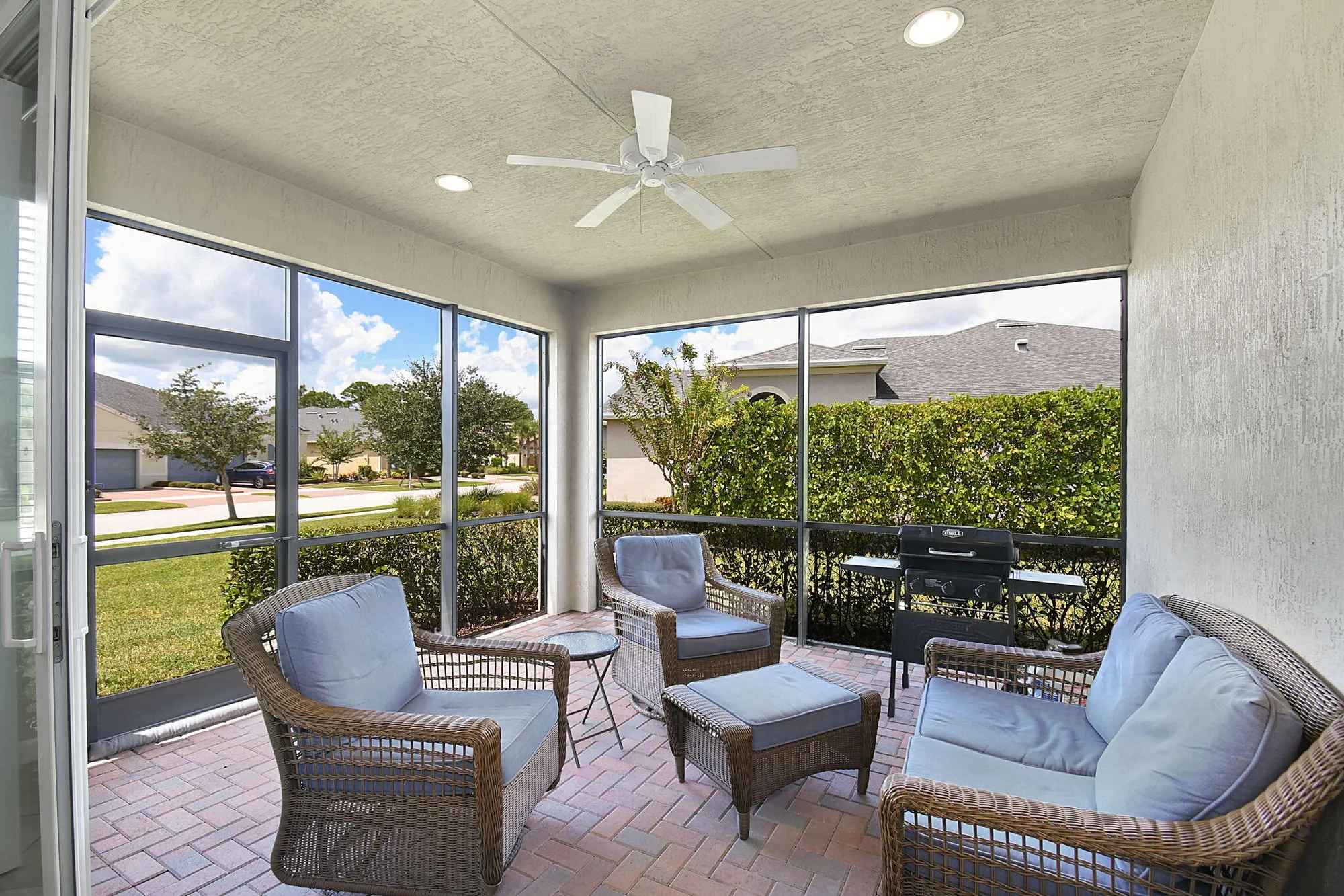 Property Slideshow image 19 of 67 | 11123 sw sunrise lake dr, Port Saint Lucie, FL, 34987