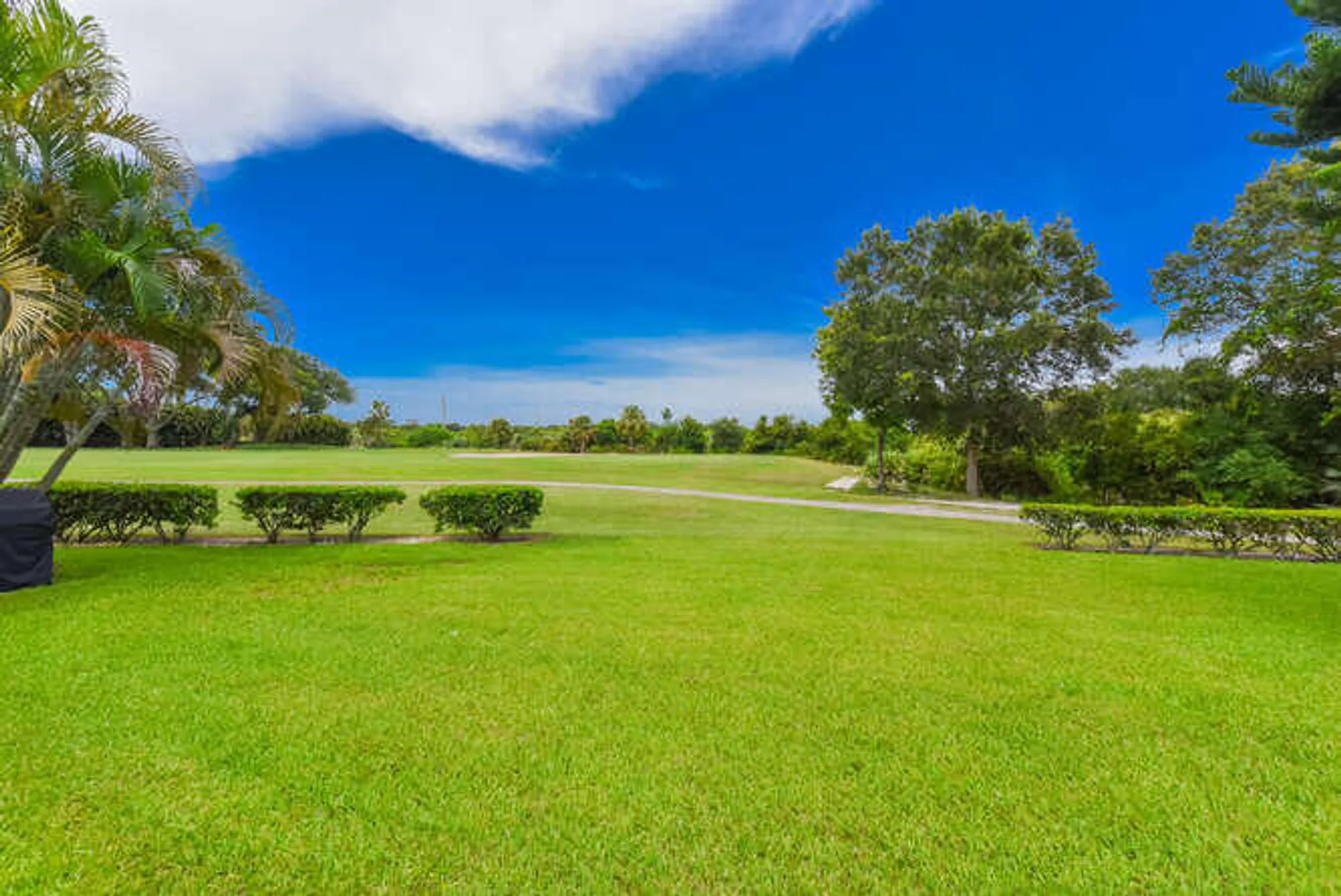 Property Slideshow image 9 of 41 | 12929 se berwick ct, Hobe Sound, FL, 33455