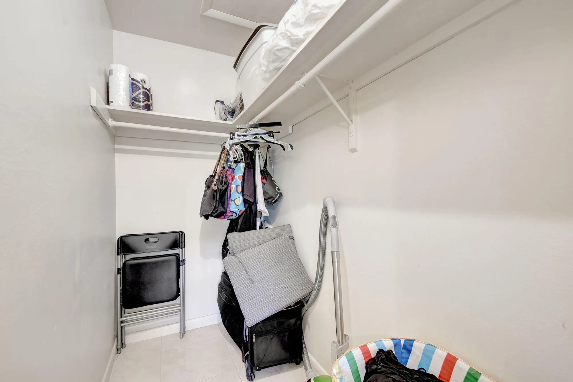 Property Slideshow image 17 of 40 | 48 sheffield b, West Palm Beach, FL, 33417